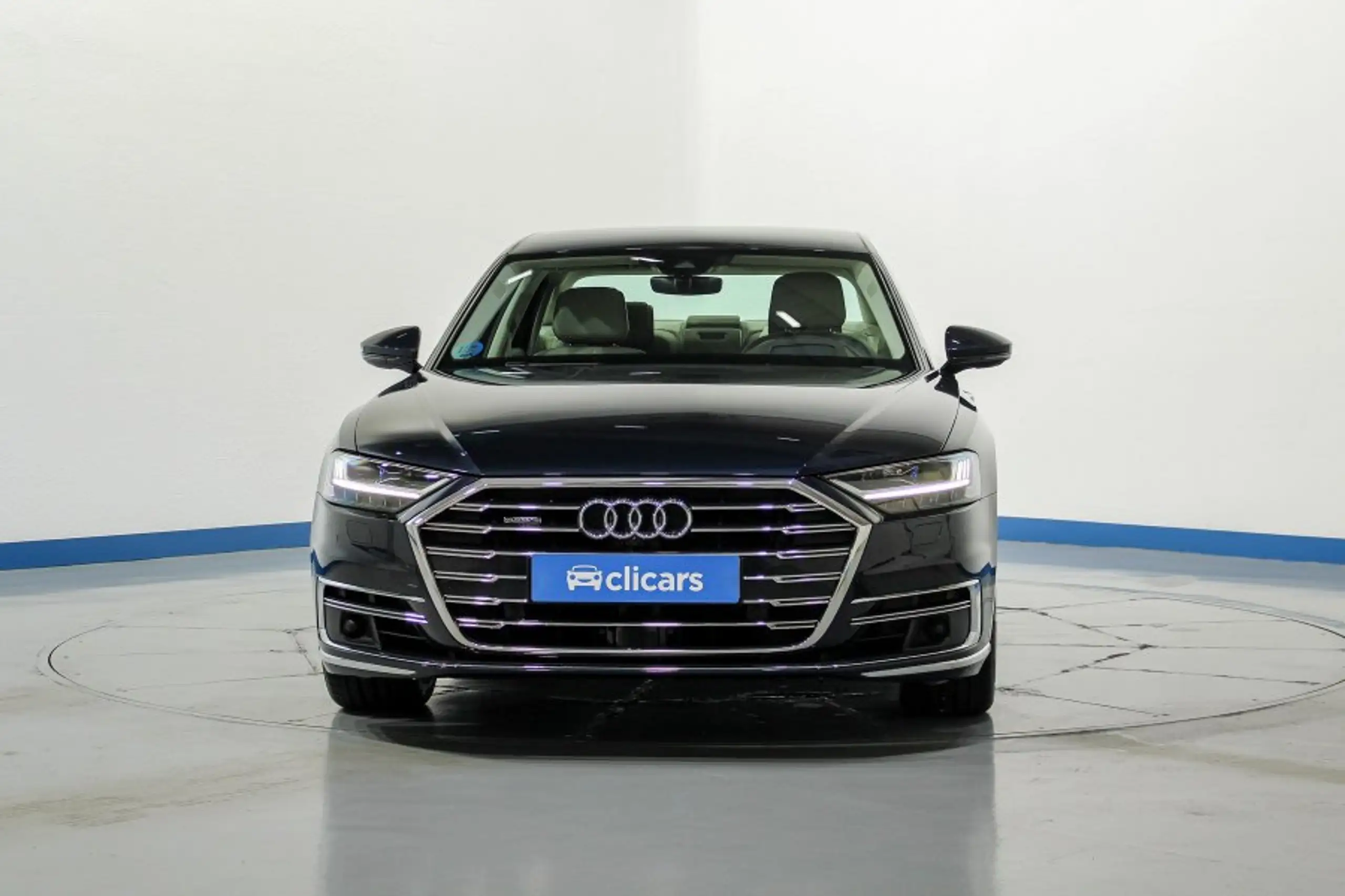 Audi - A8