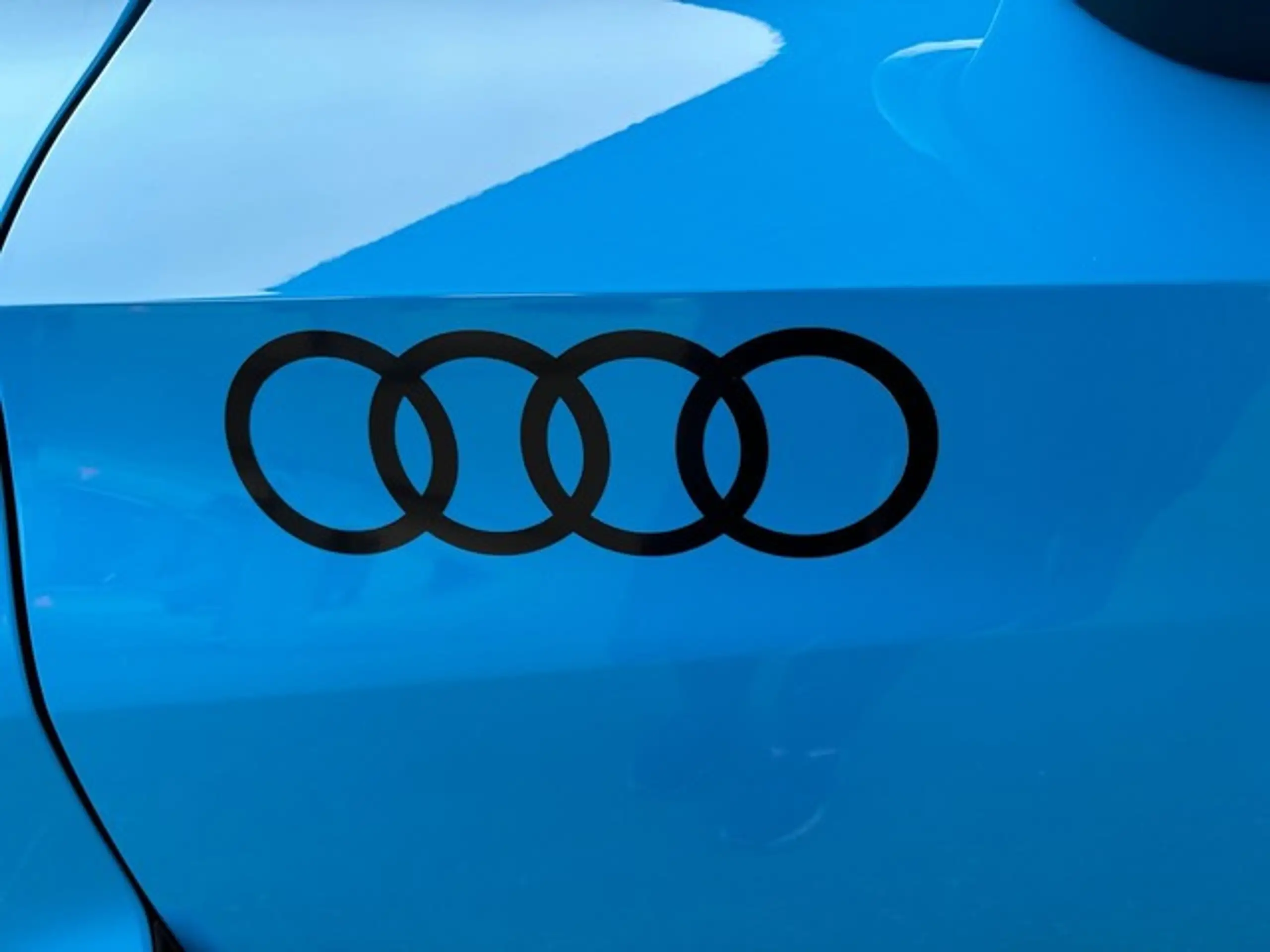 Audi - RS3