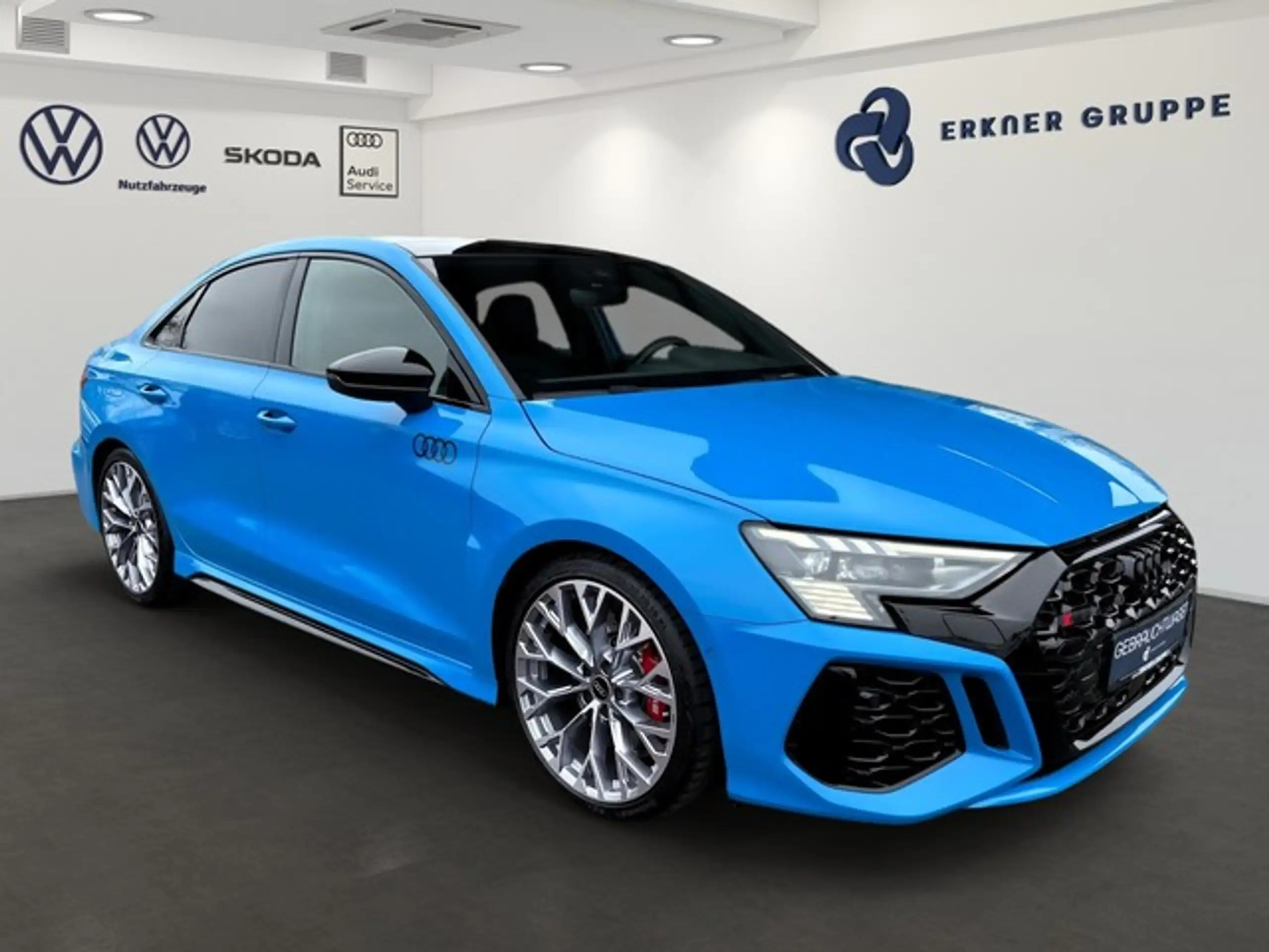 Audi - RS3