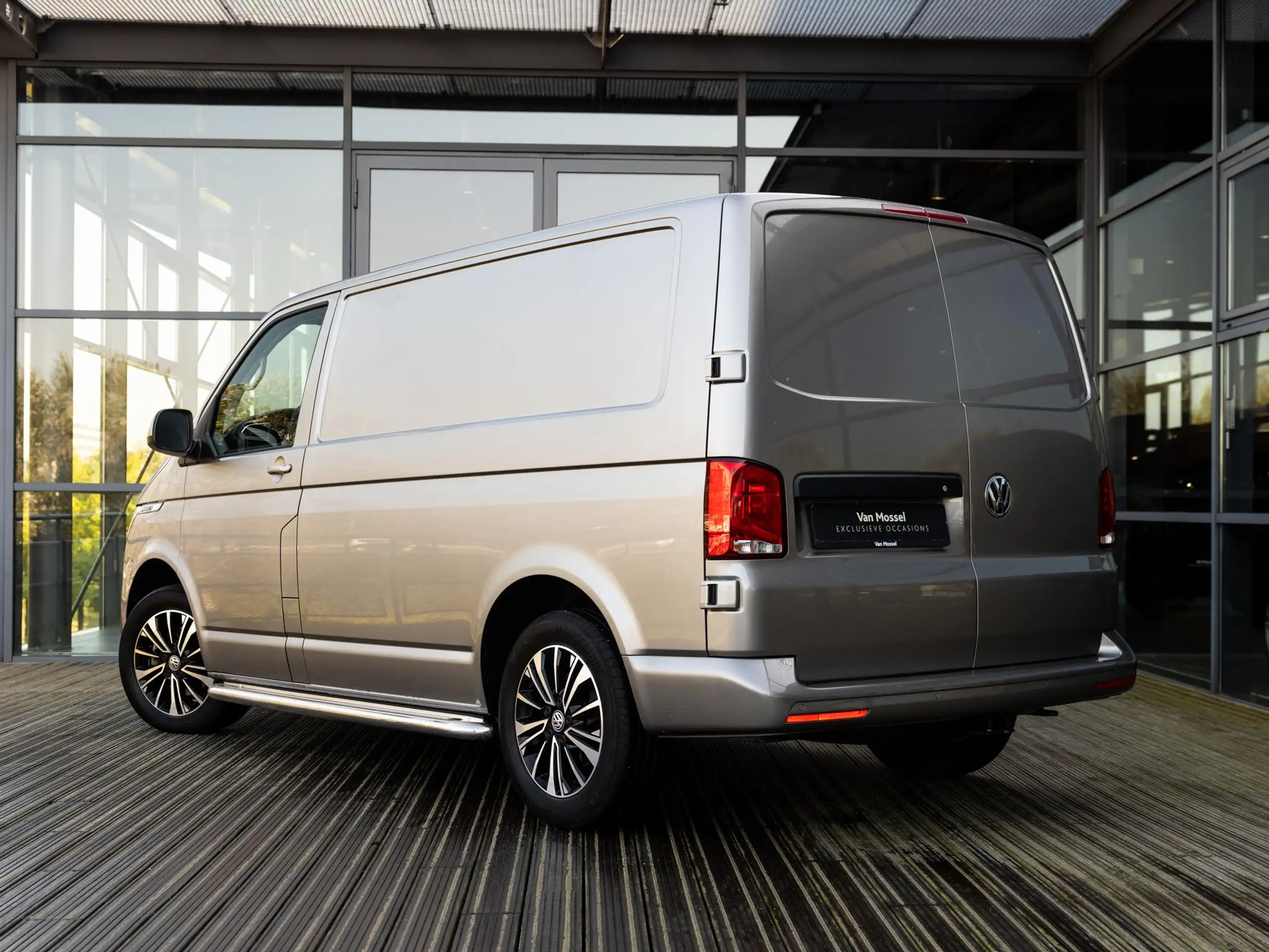 Volkswagen - T6.1 Transporter