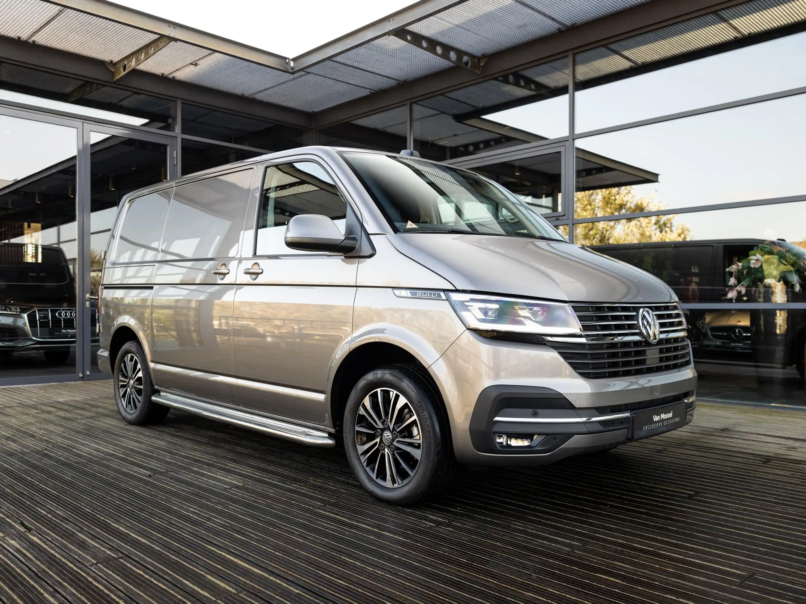 Volkswagen - T6.1 Transporter