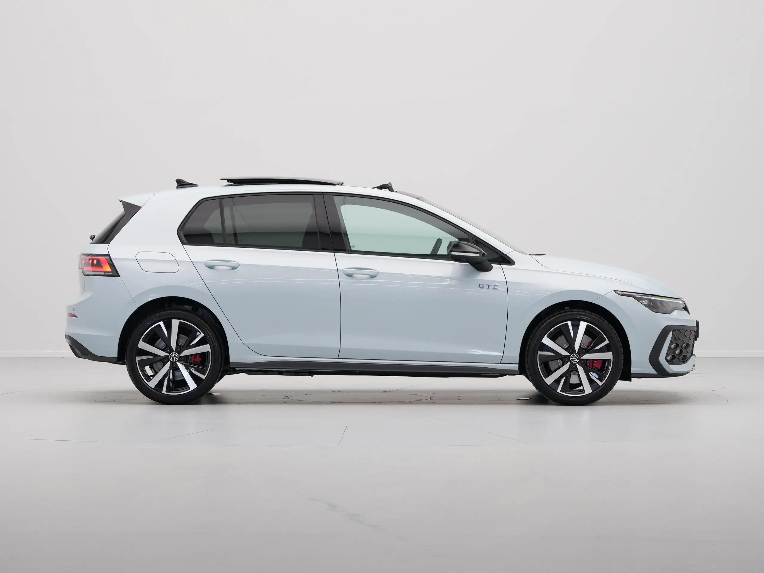 Volkswagen - Golf GTE