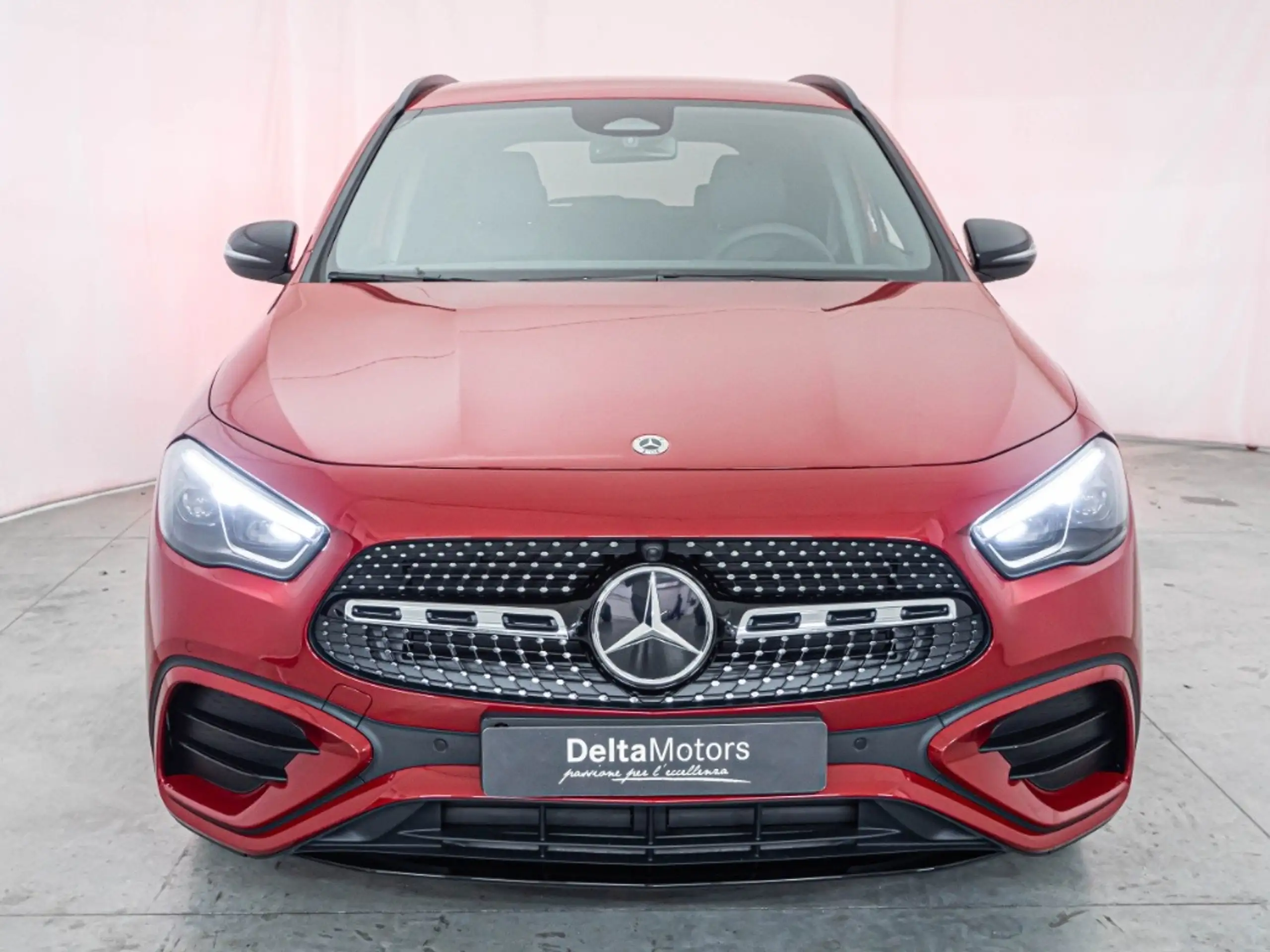 Mercedes-Benz - GLA 200