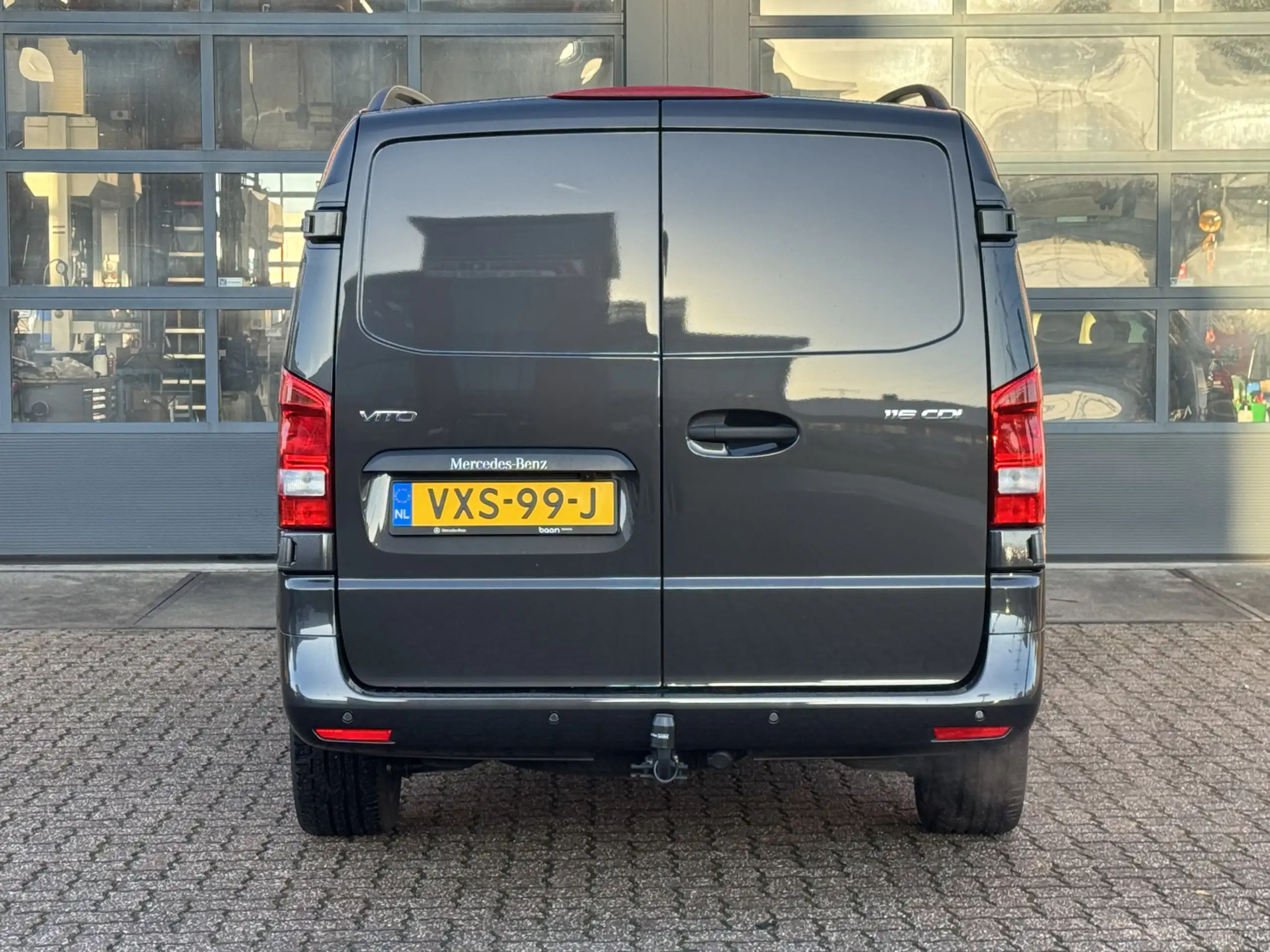 Mercedes-Benz - Vito