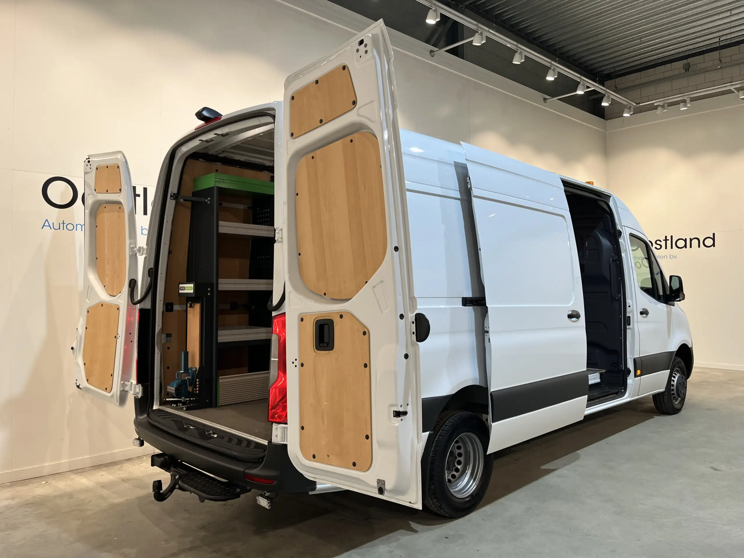 Mercedes-Benz - Sprinter