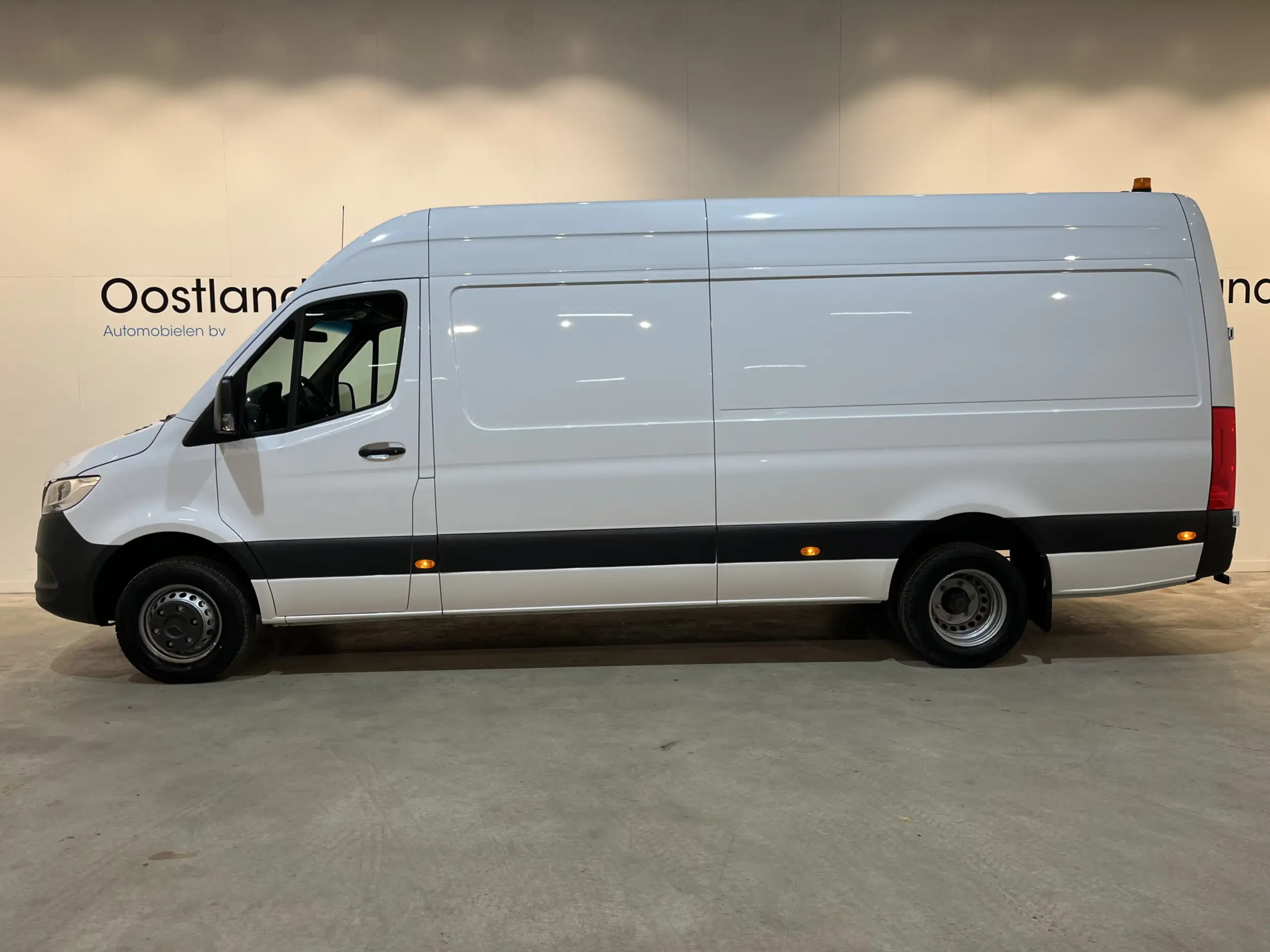 Mercedes-Benz - Sprinter