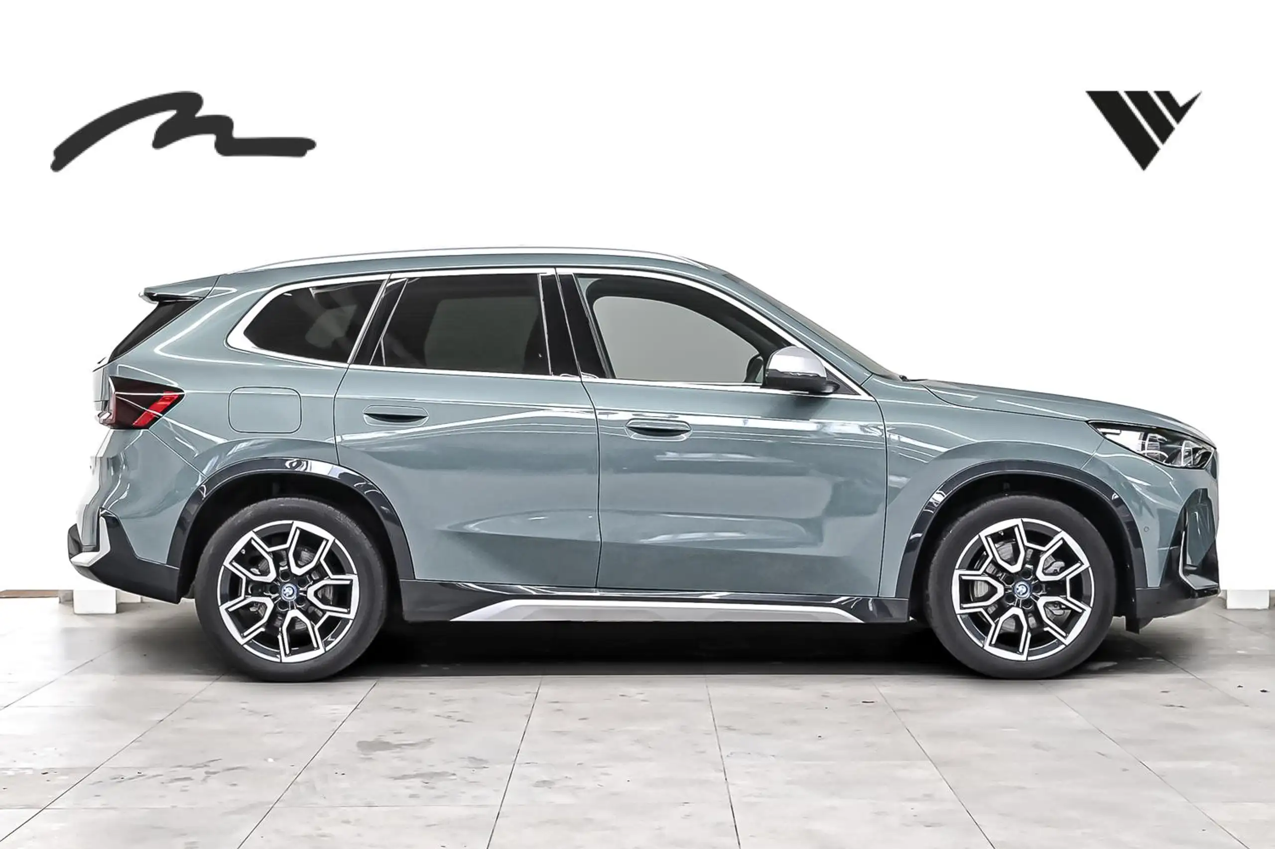 BMW - X1