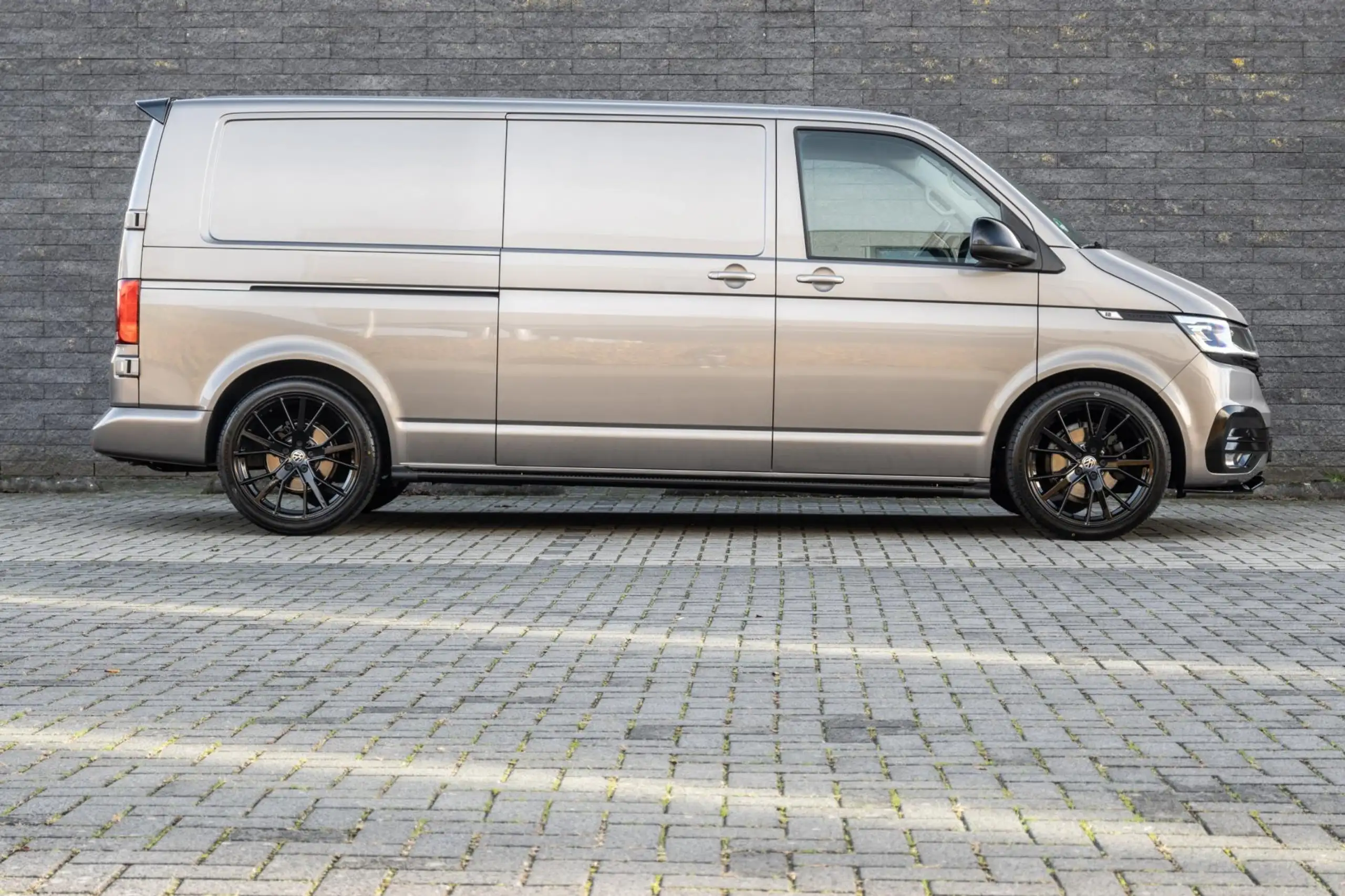 Volkswagen - Transporter