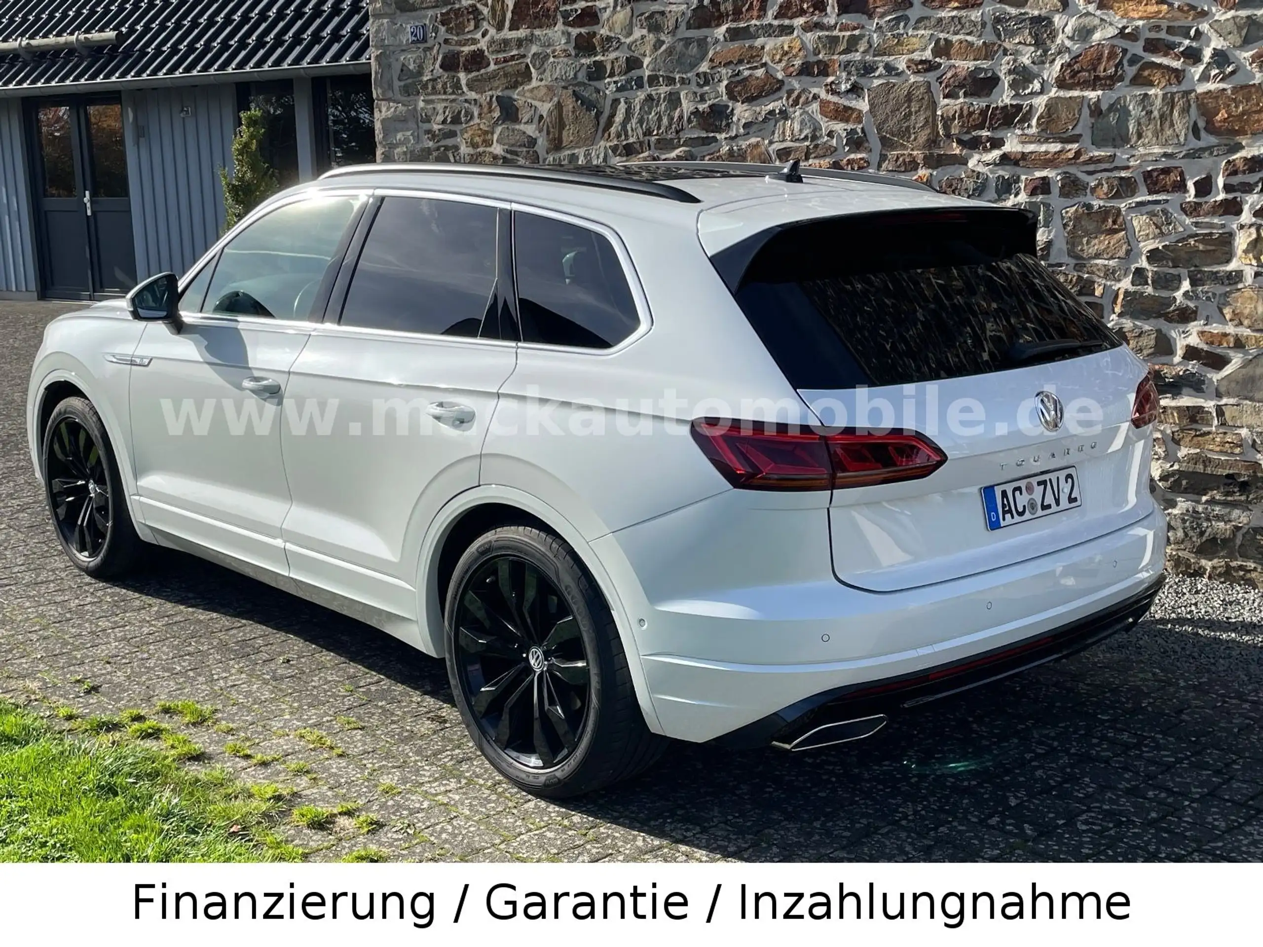 Volkswagen - Touareg