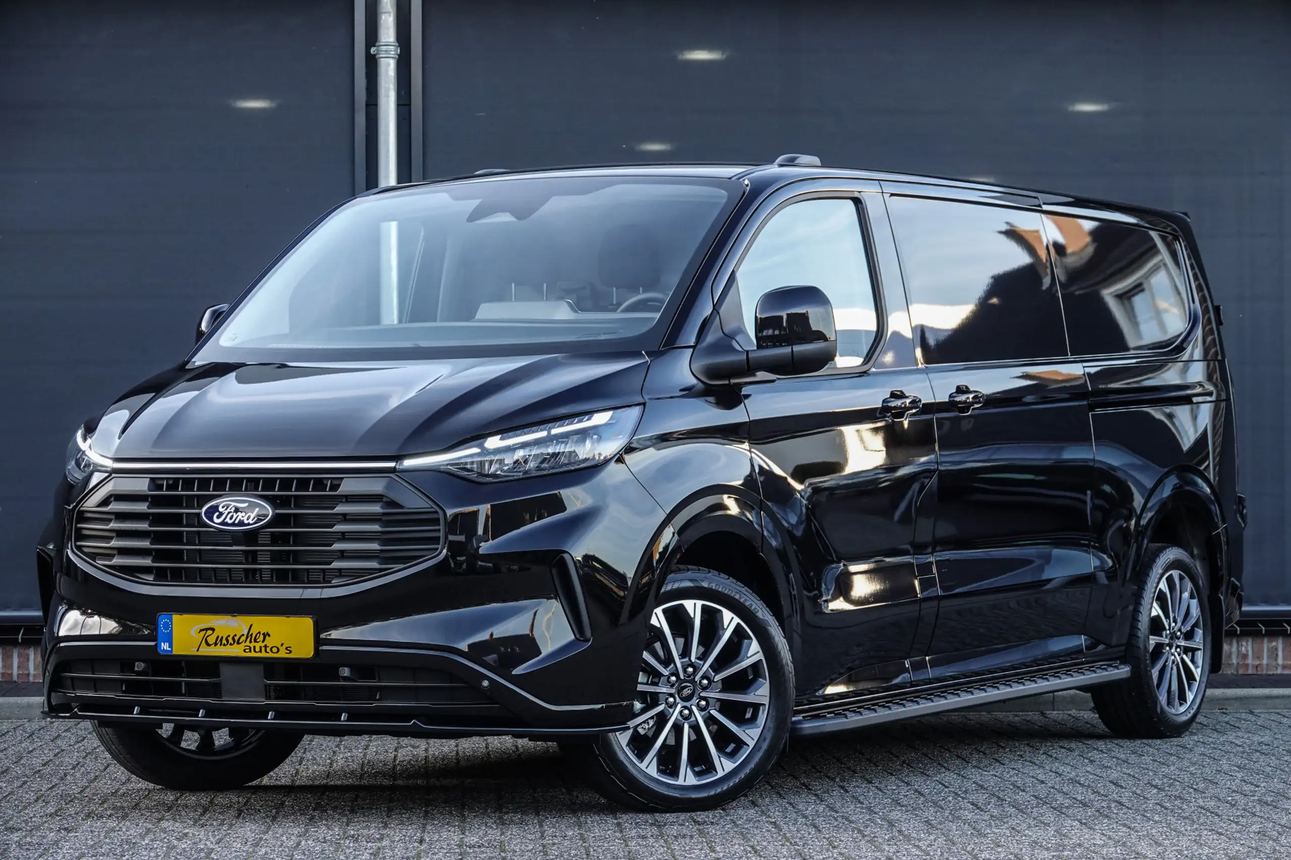 Ford Transit Custom 2024