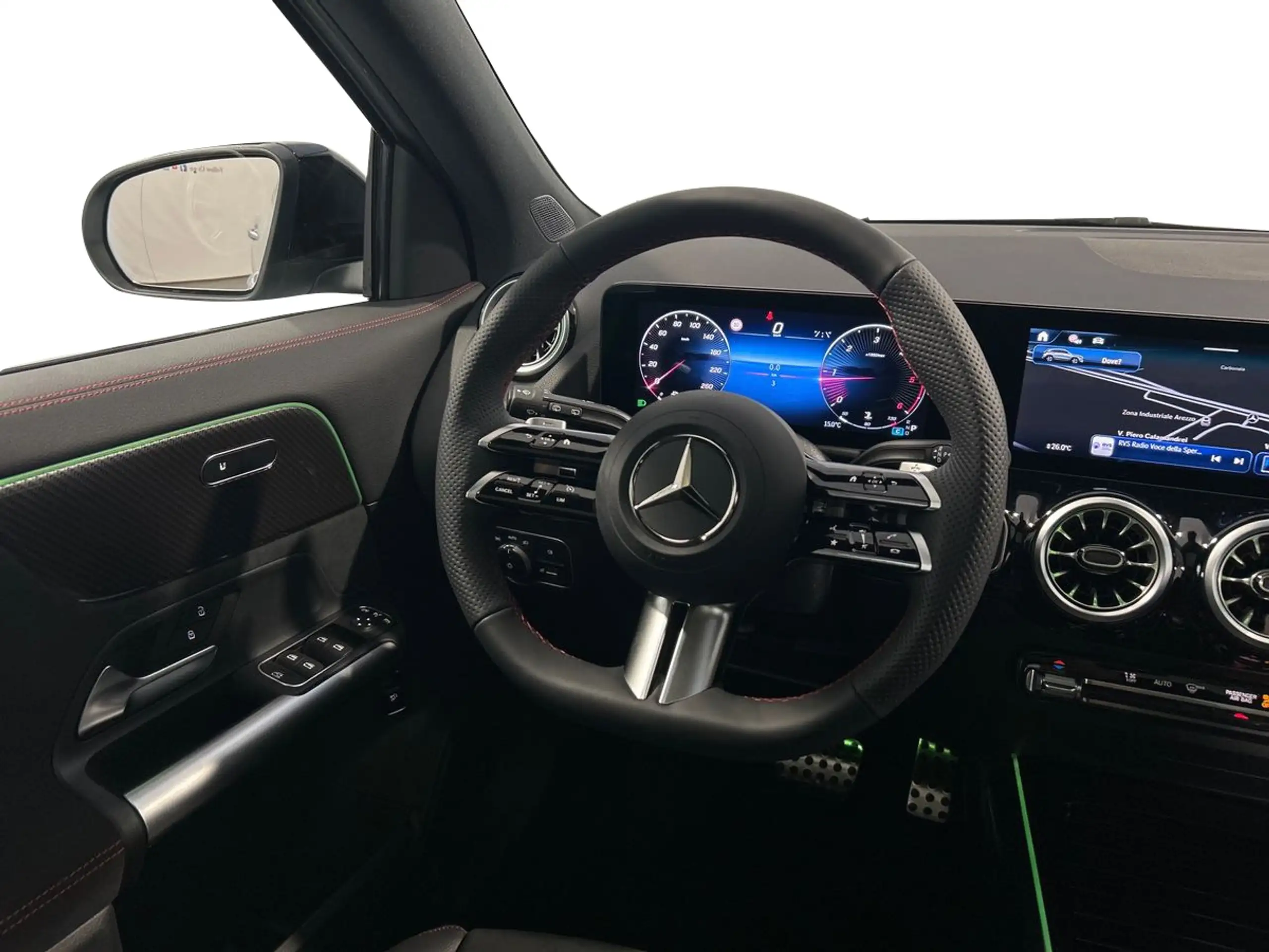 Mercedes-Benz - GLA 180