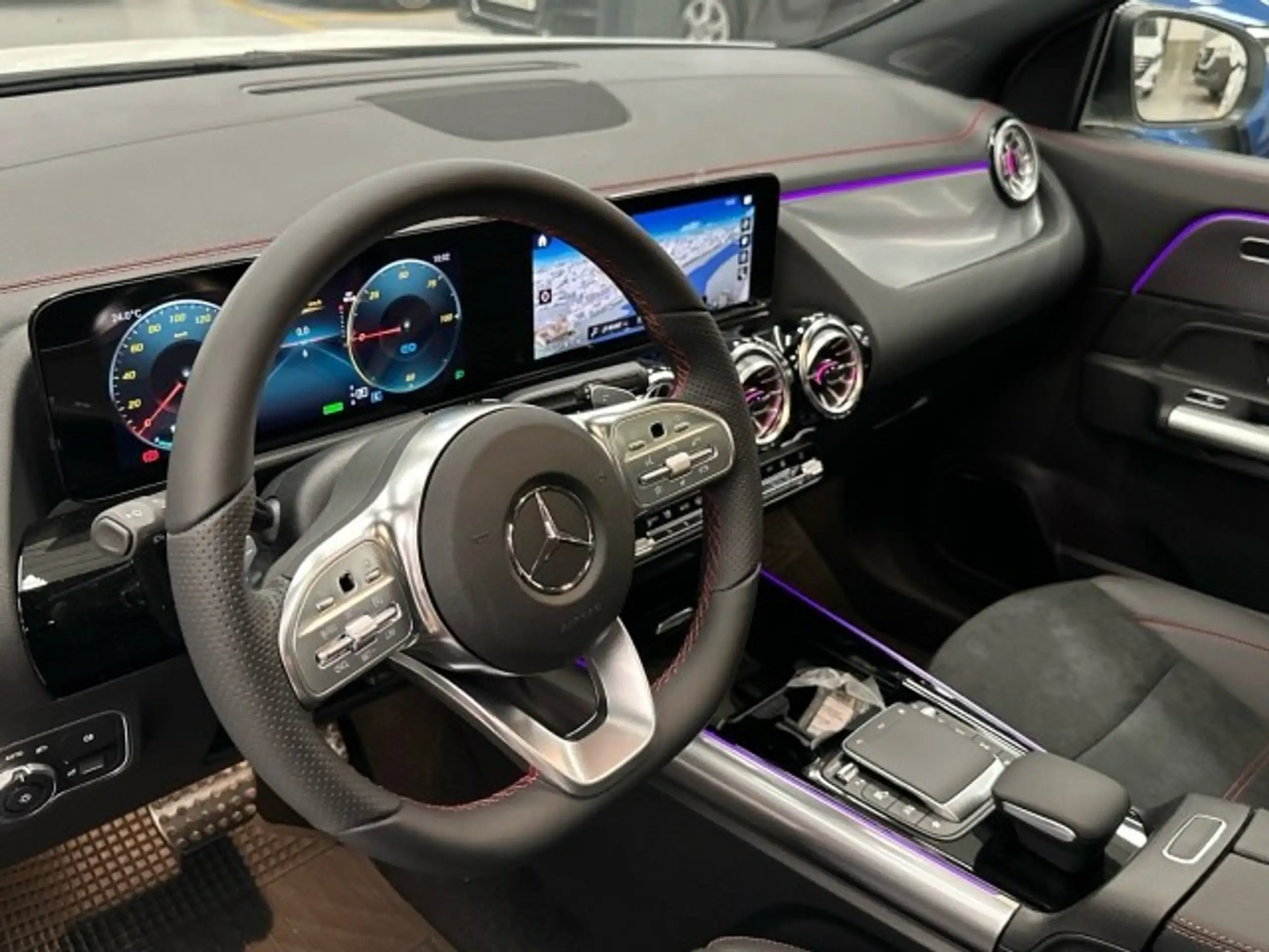 Mercedes-Benz - EQA