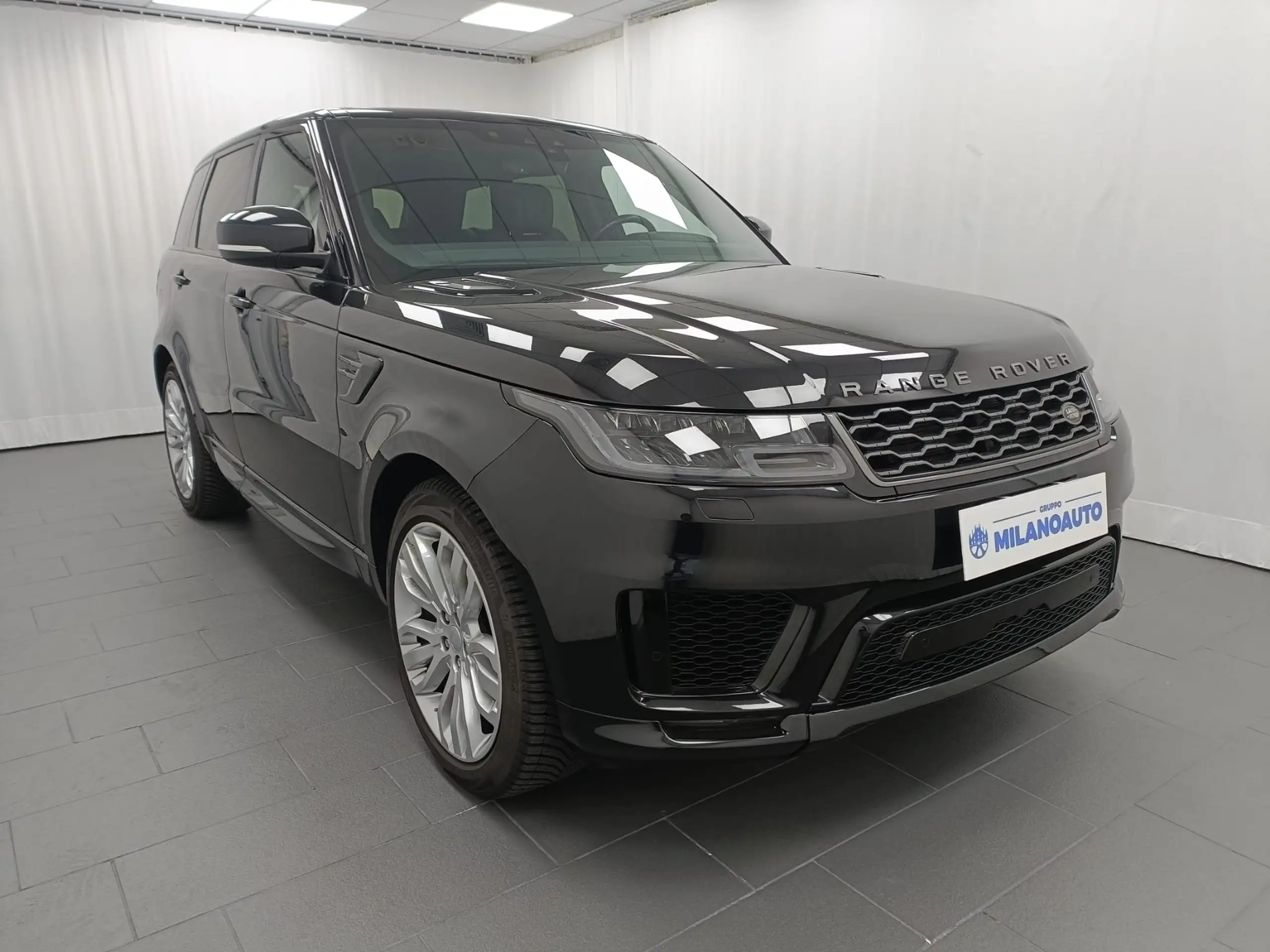 Land Rover - Range Rover Sport