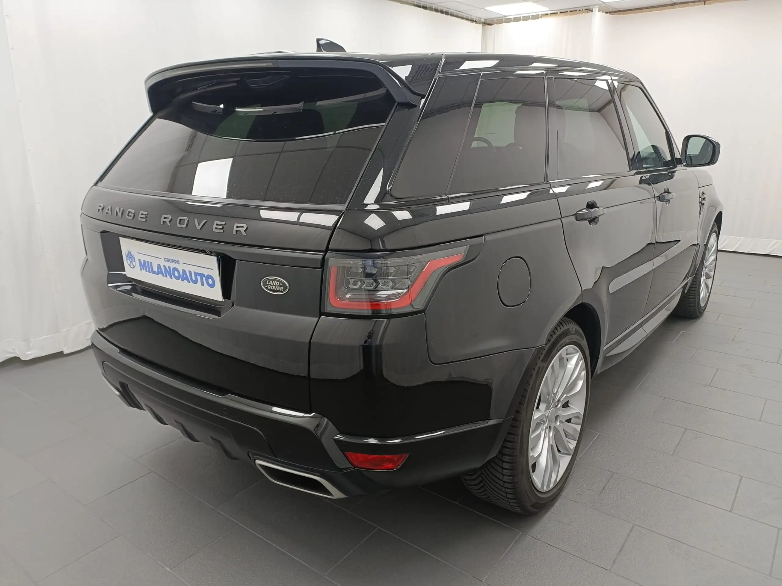 Land Rover - Range Rover Sport