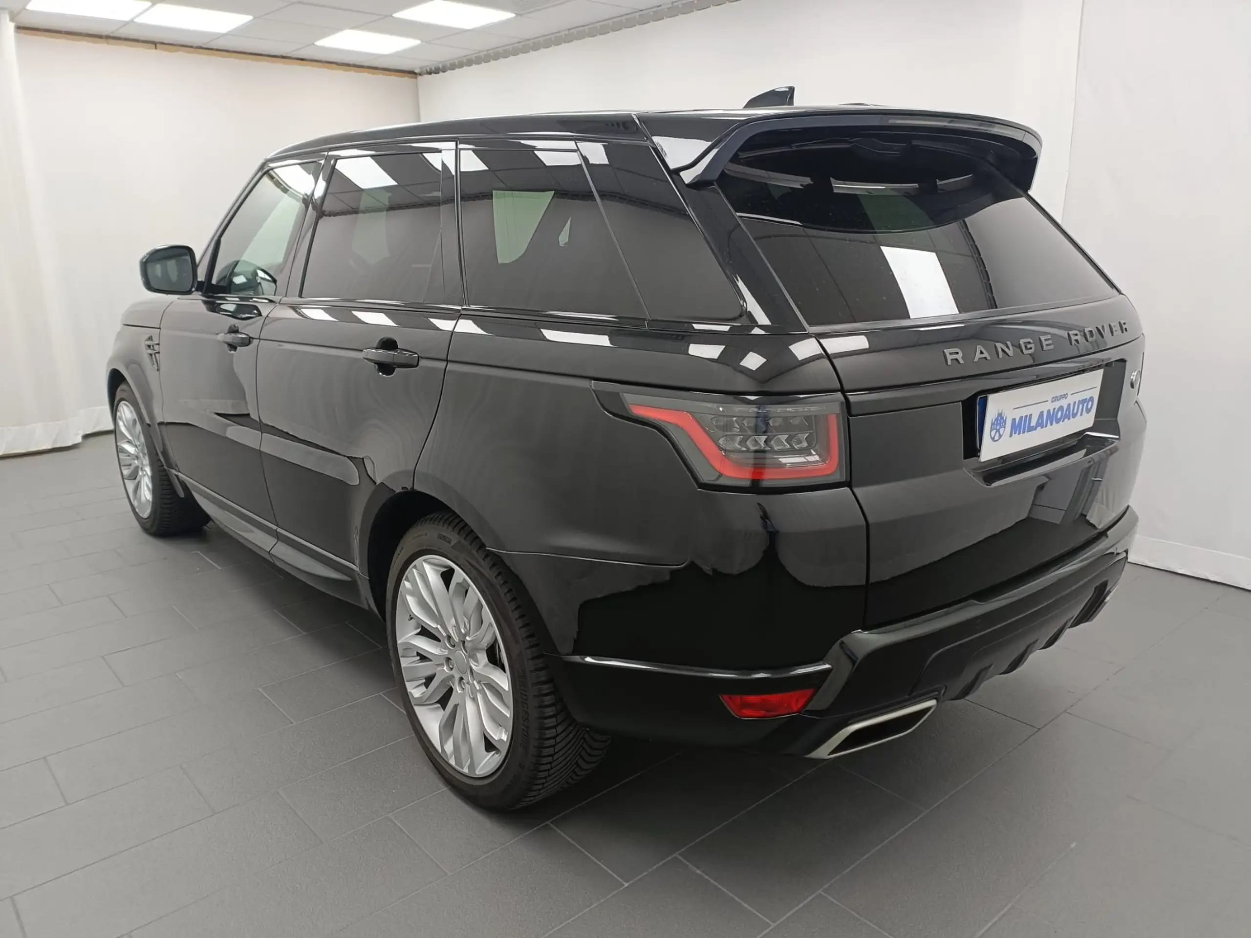 Land Rover - Range Rover Sport