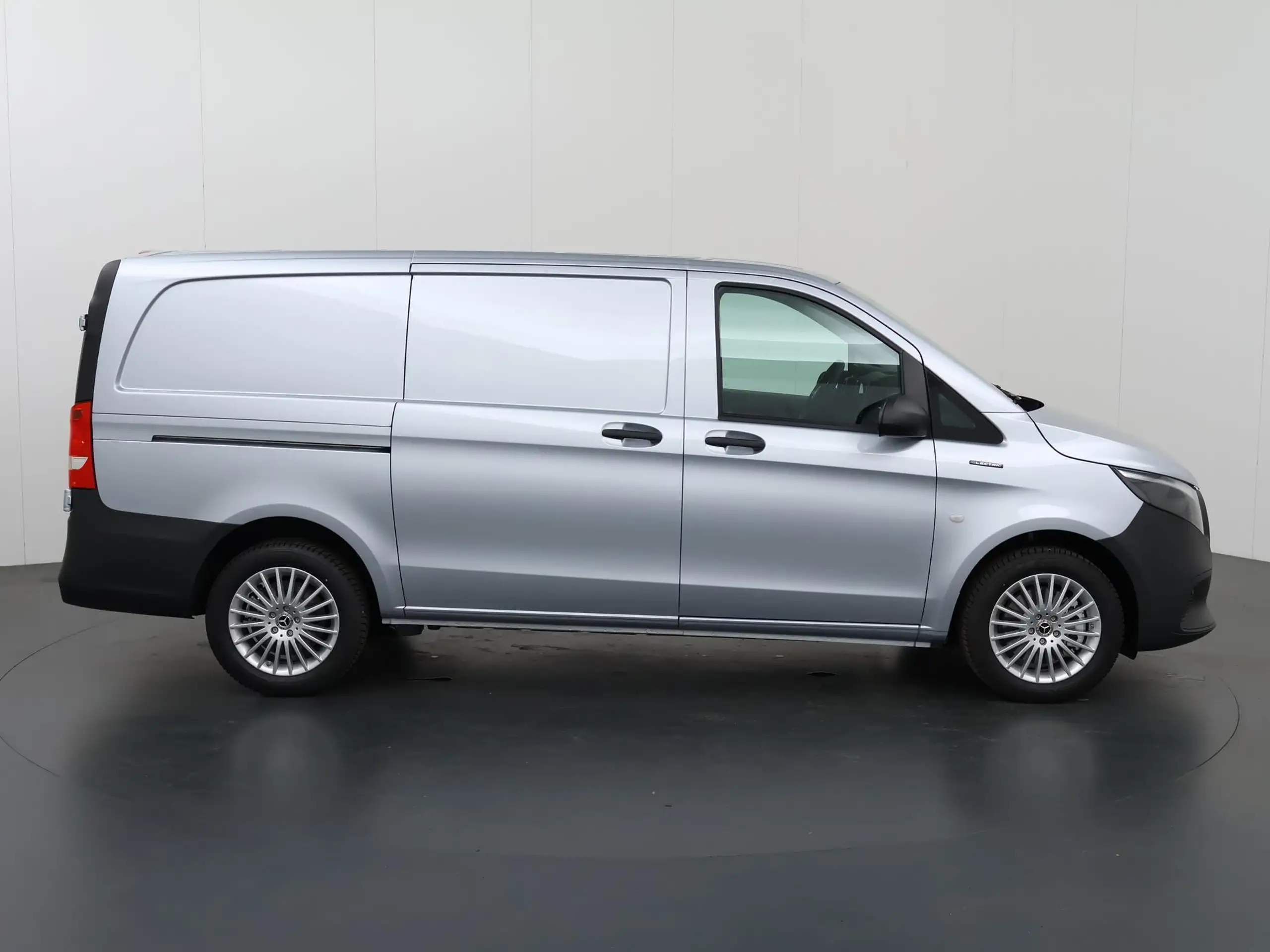 Mercedes-Benz - Vito