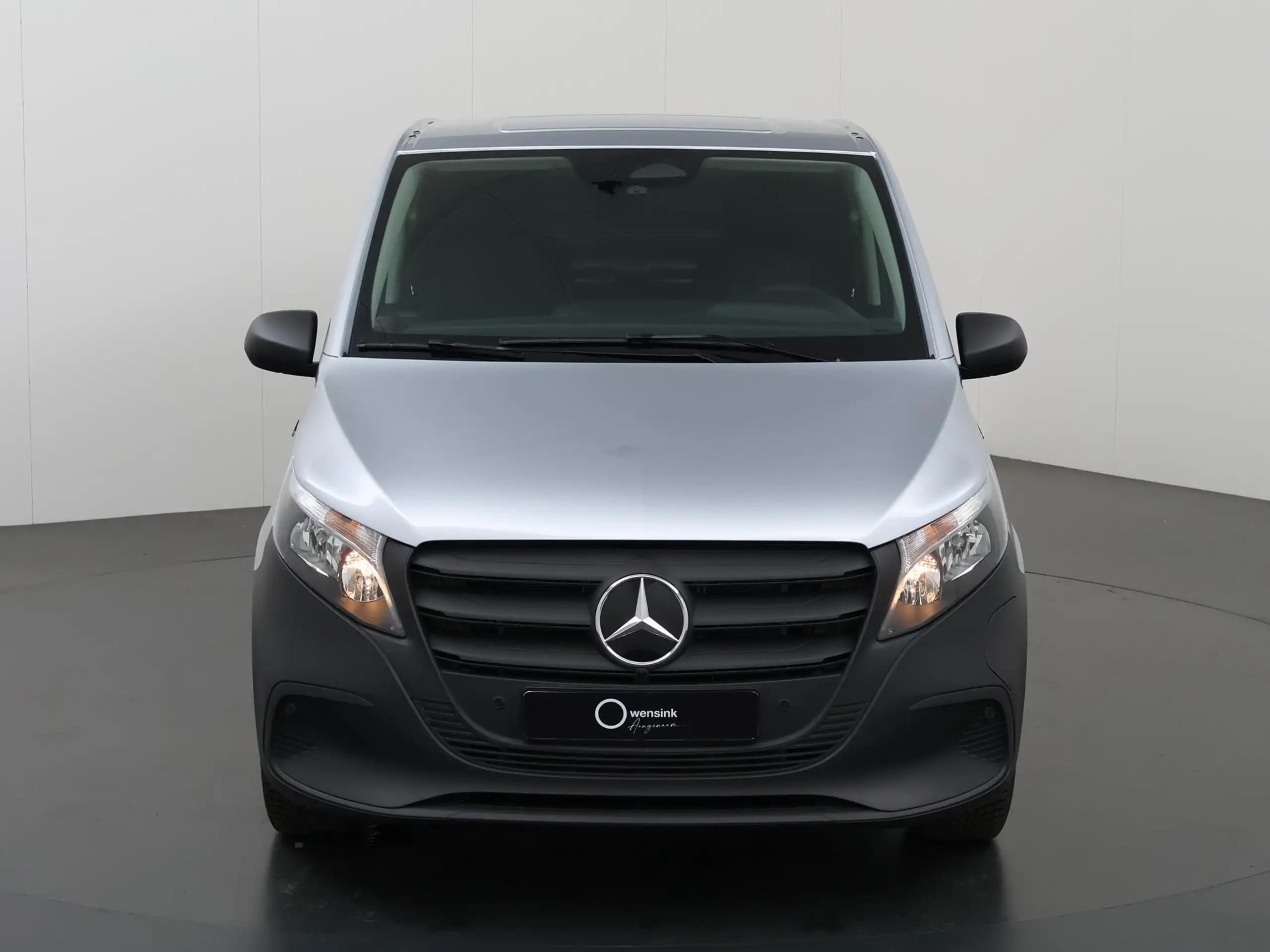 Mercedes-Benz - Vito