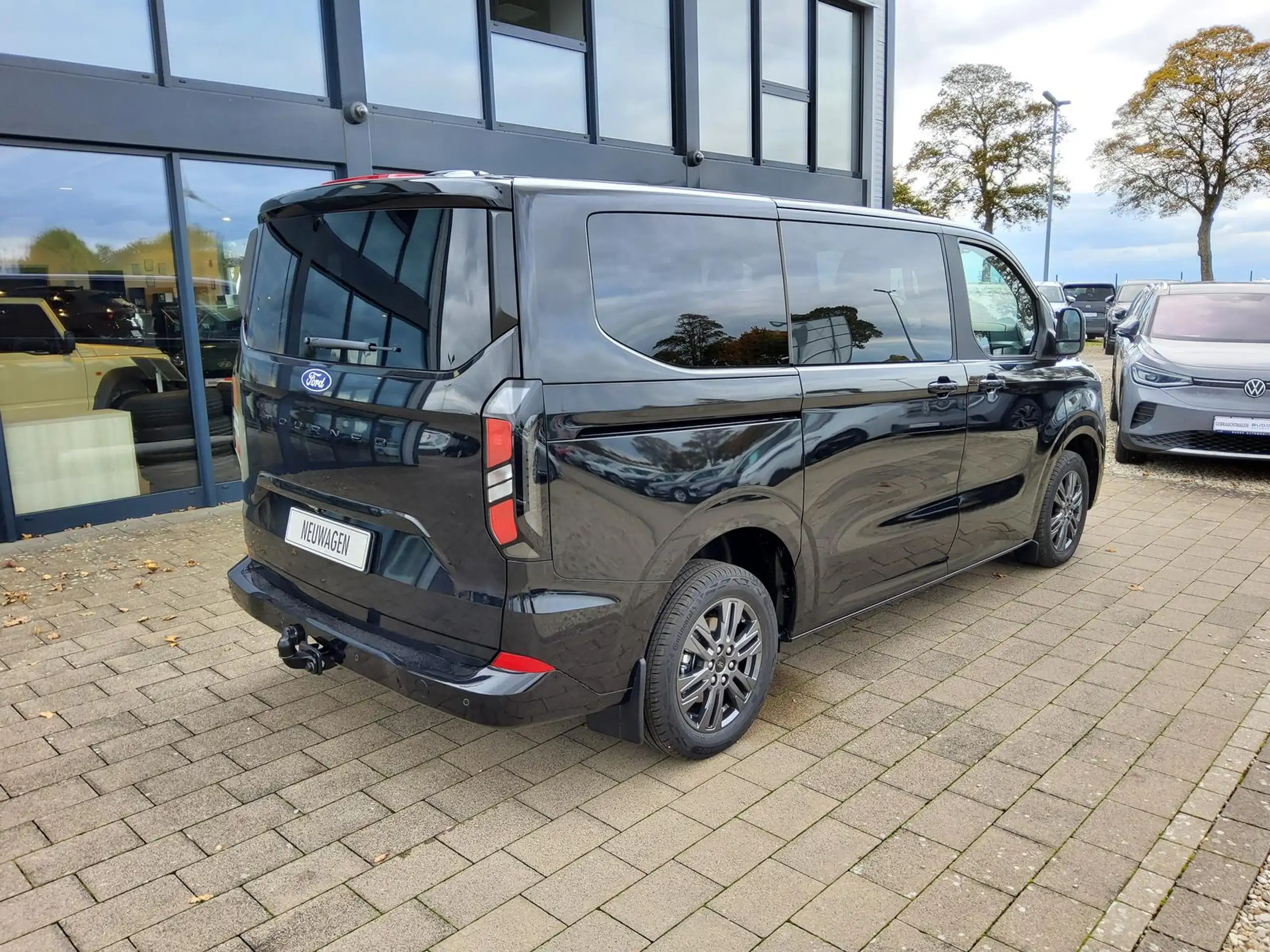 Ford - Tourneo Custom