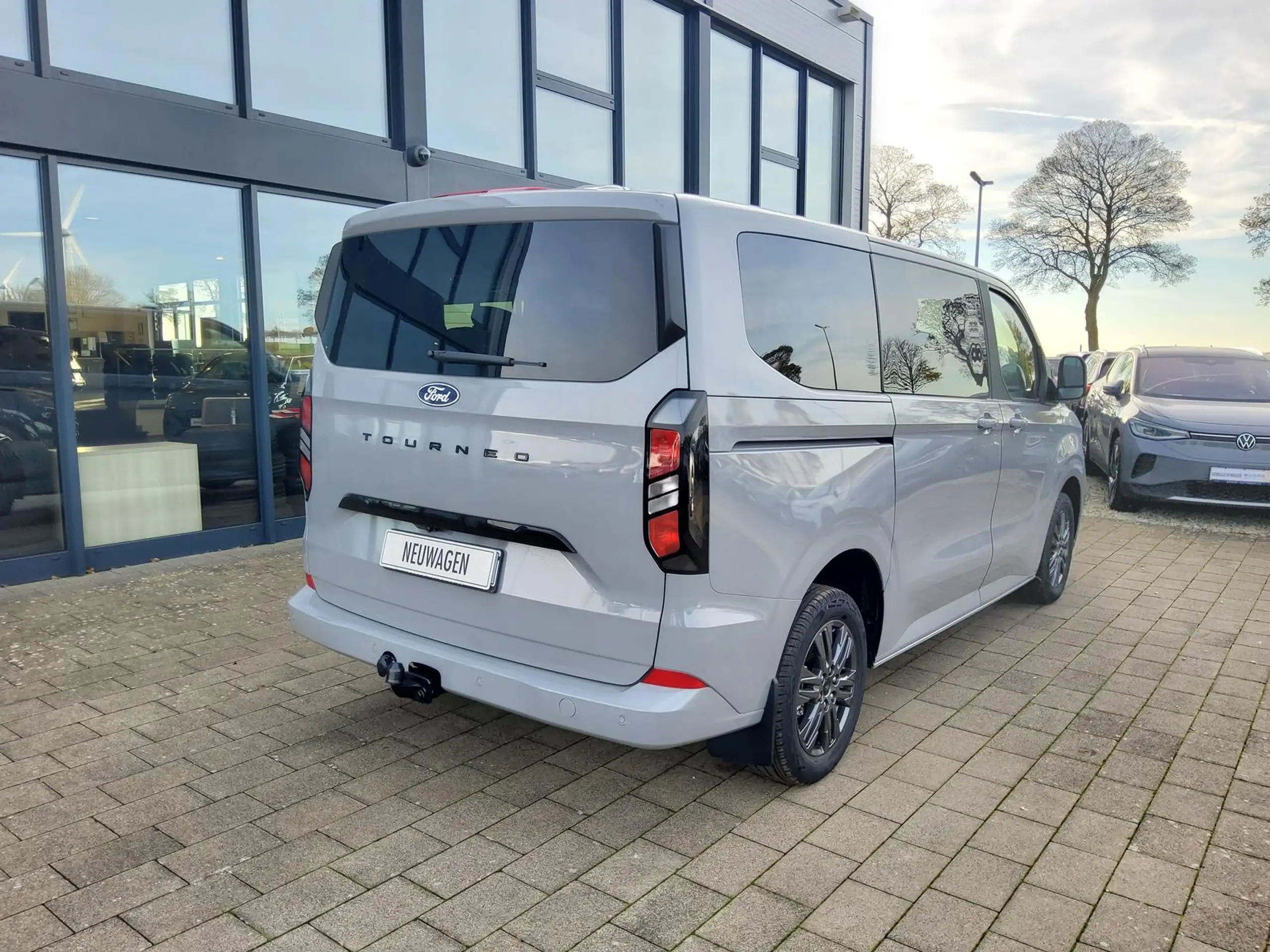 Ford - Tourneo Custom