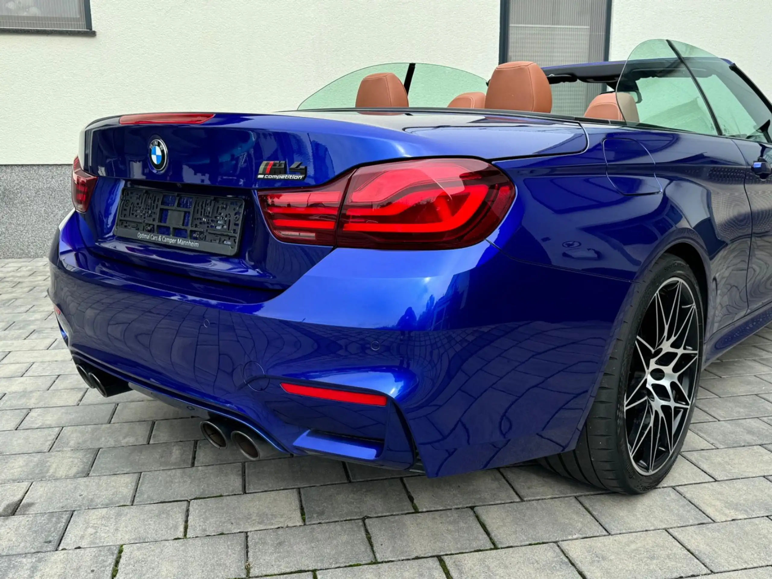 BMW - M4