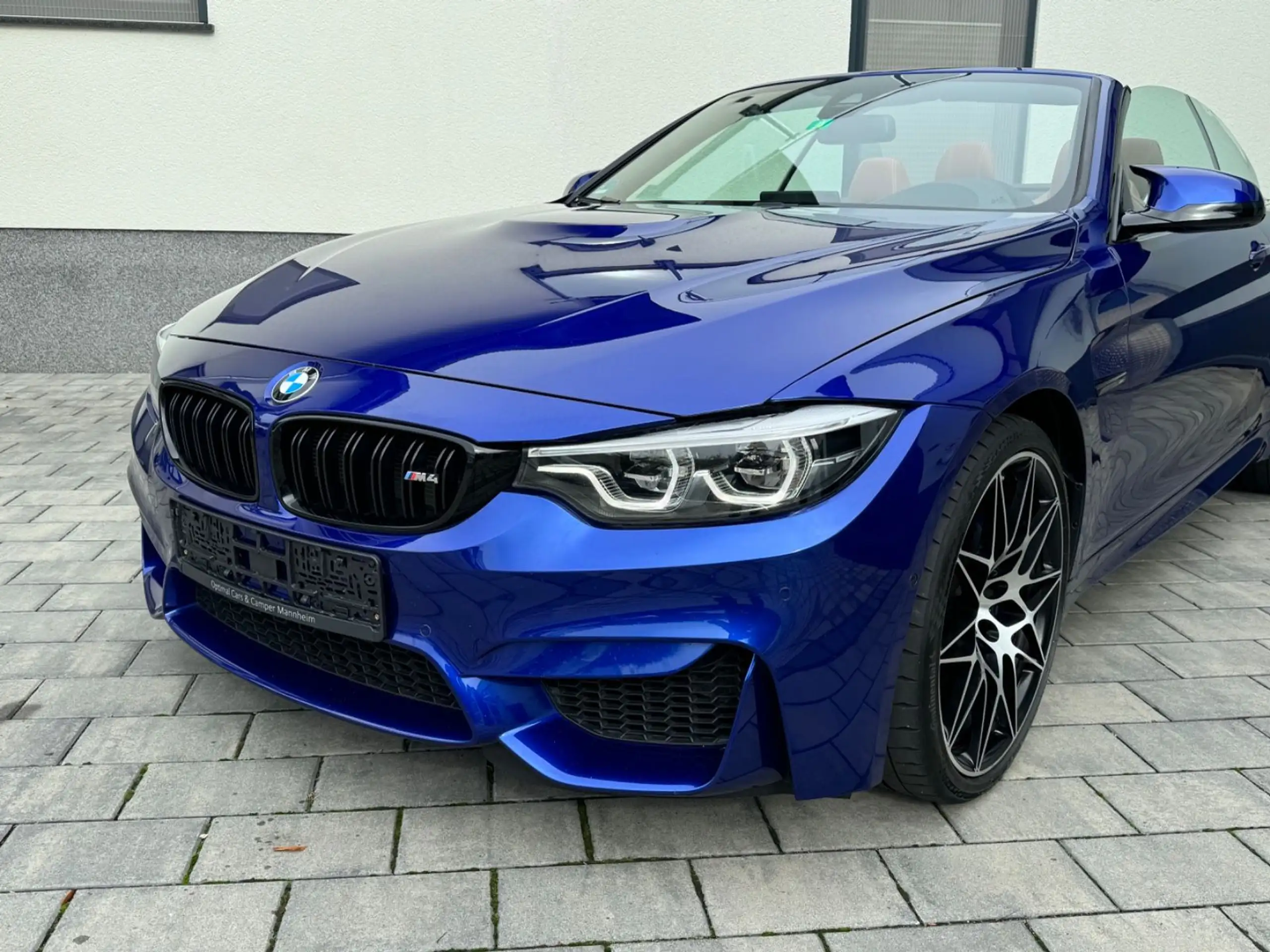 BMW - M4