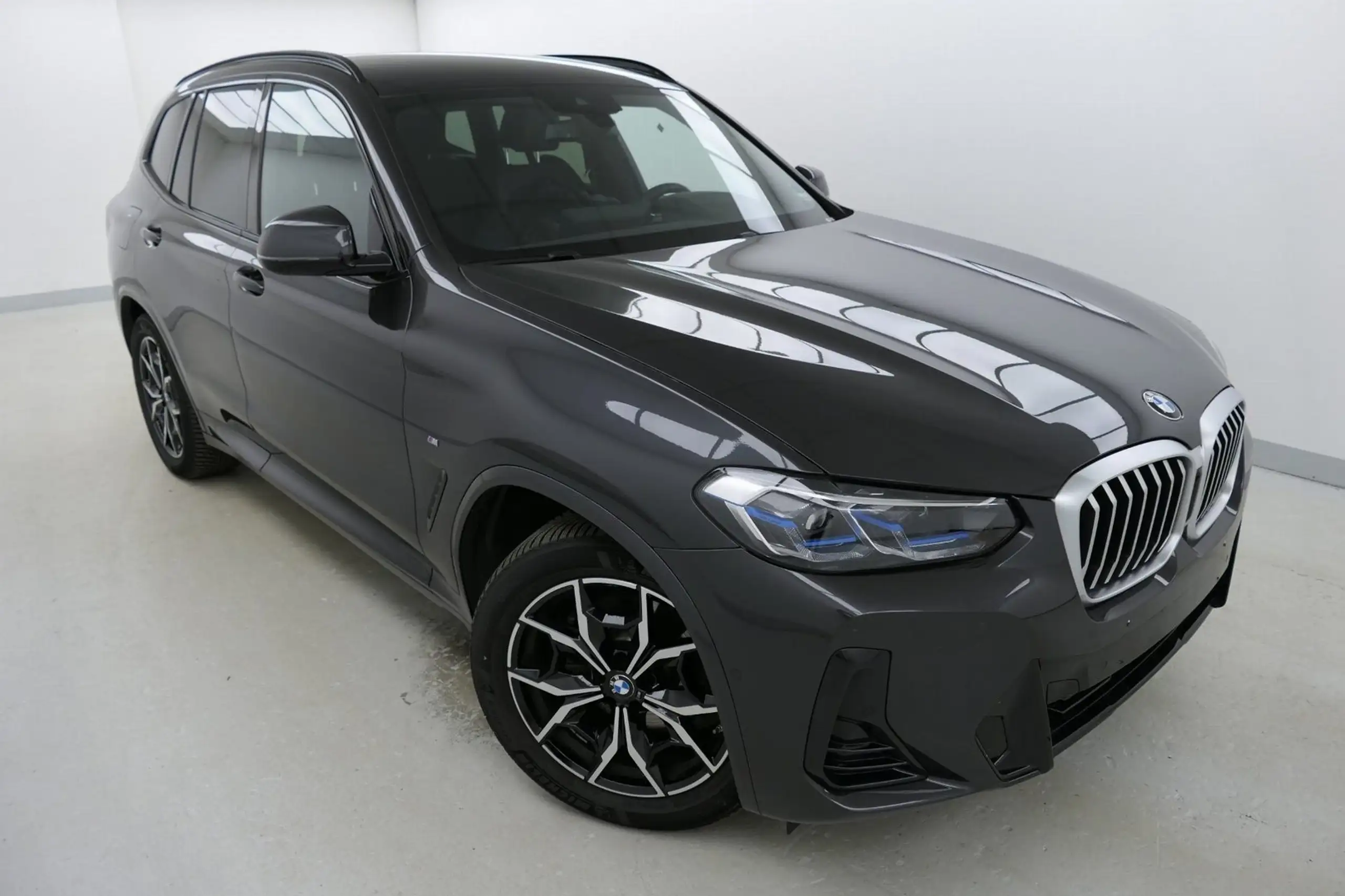 BMW - X3