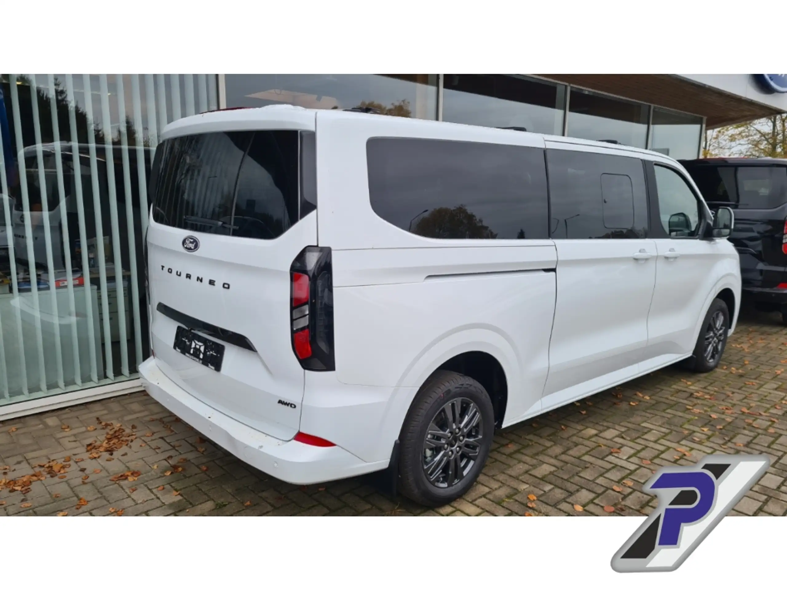 Ford - Tourneo Custom