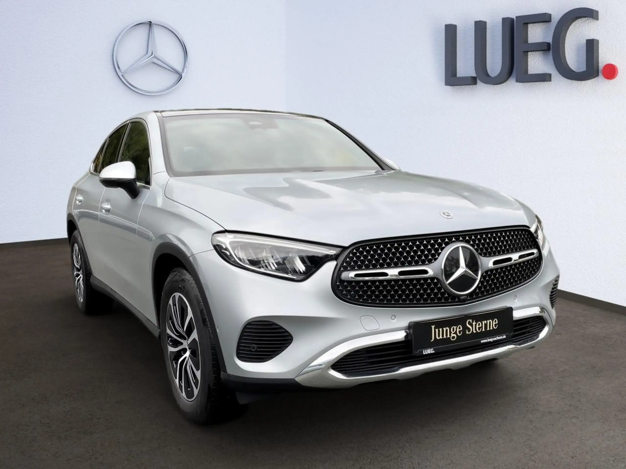 Mercedes-Benz - GLC 200