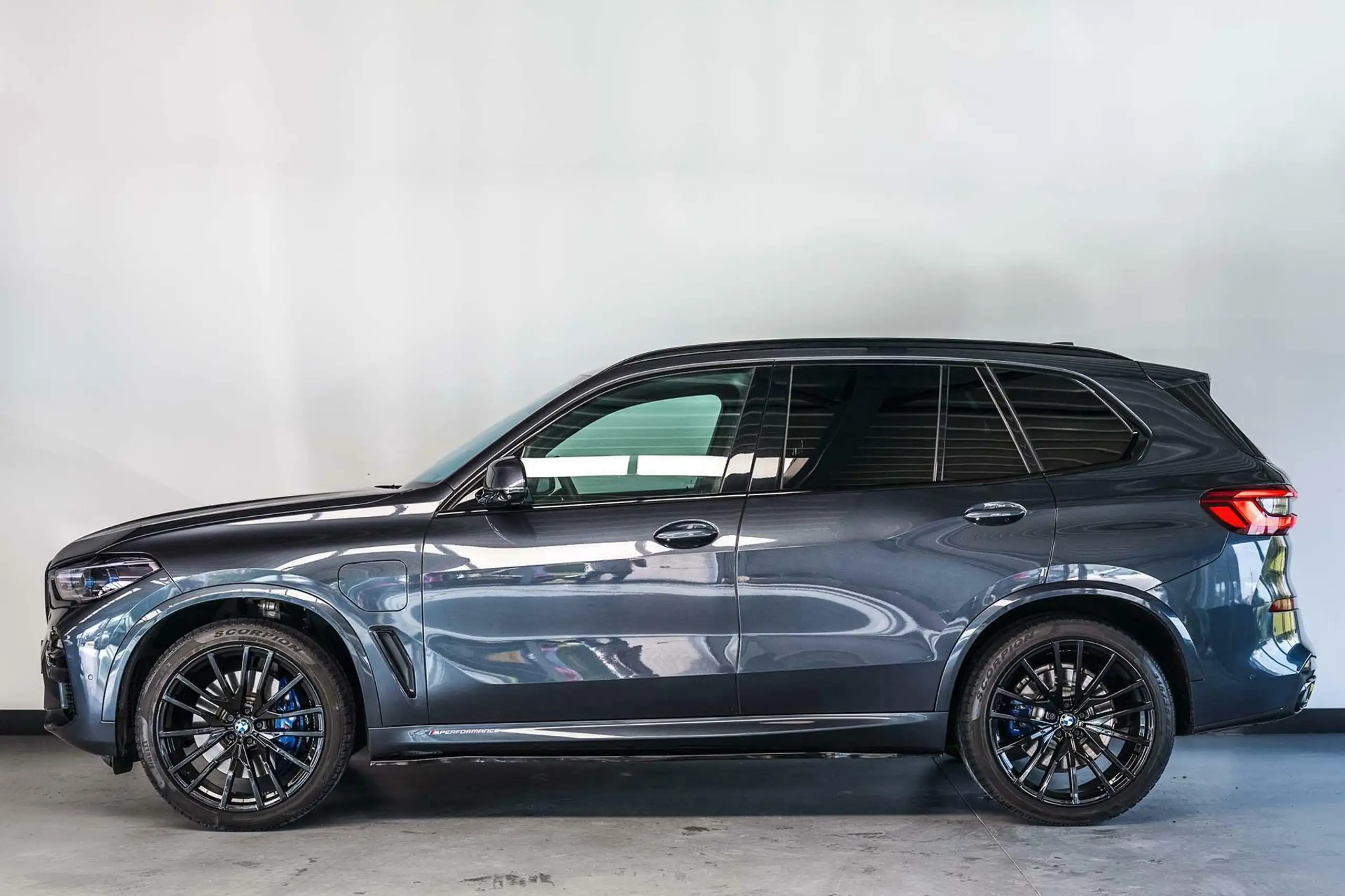 BMW - X5