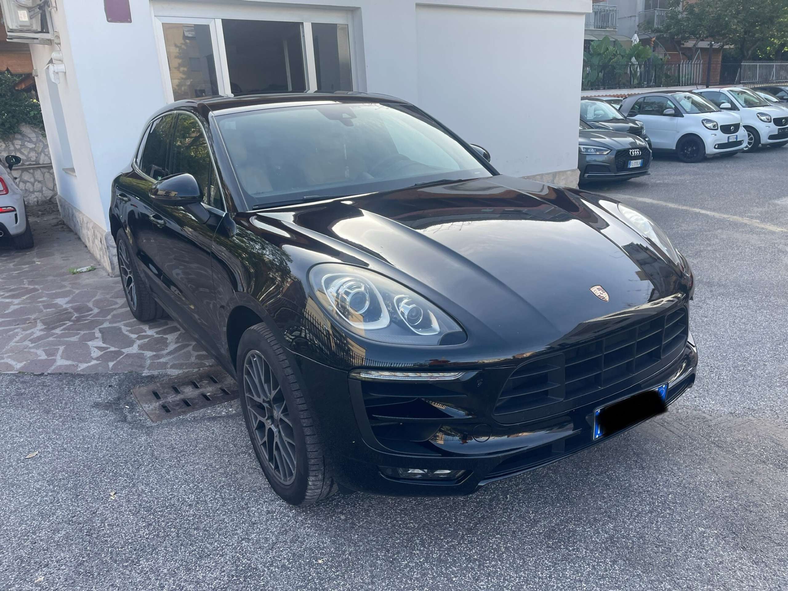 Porsche - Macan