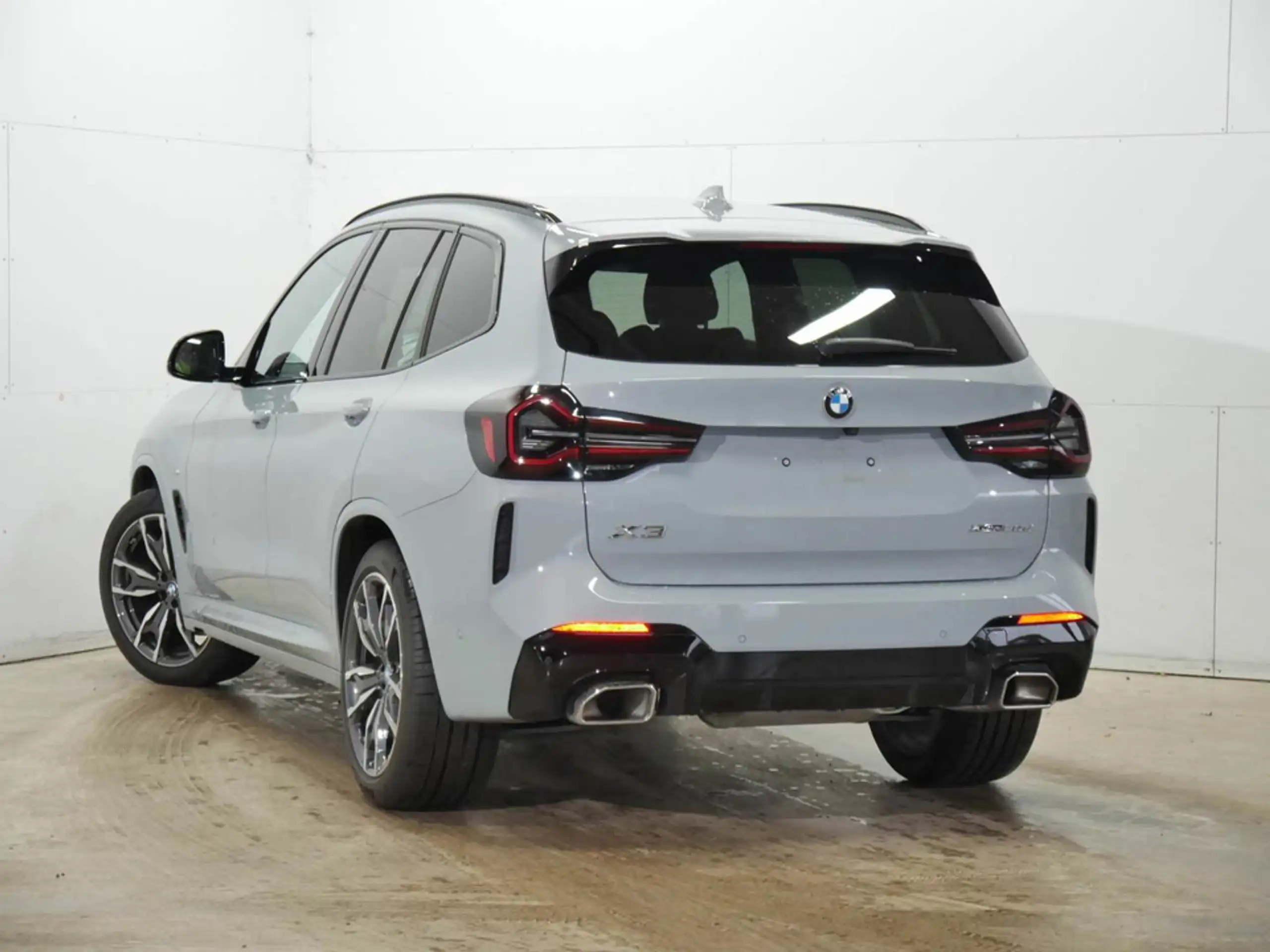 BMW - X3