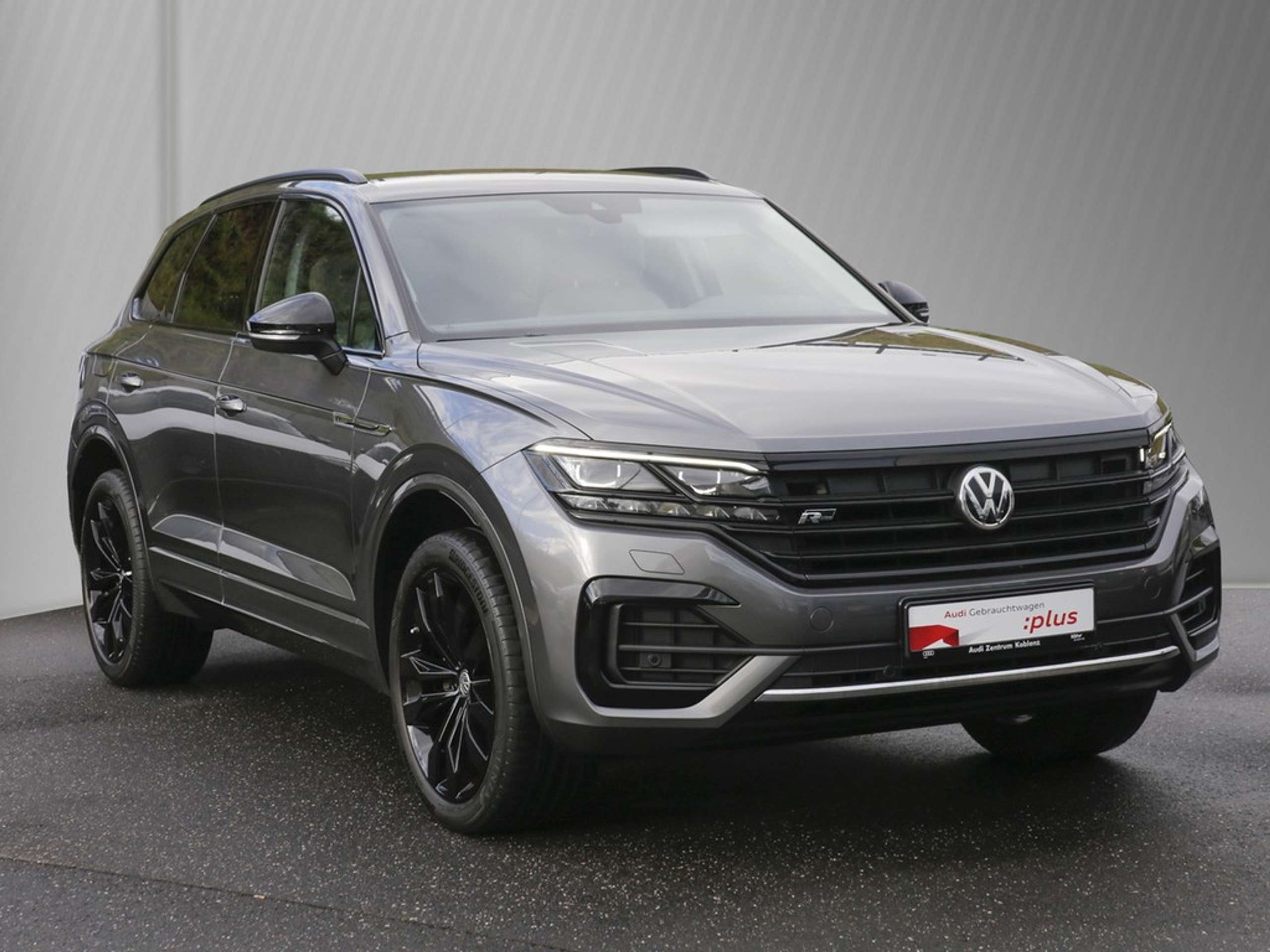 Volkswagen - Touareg