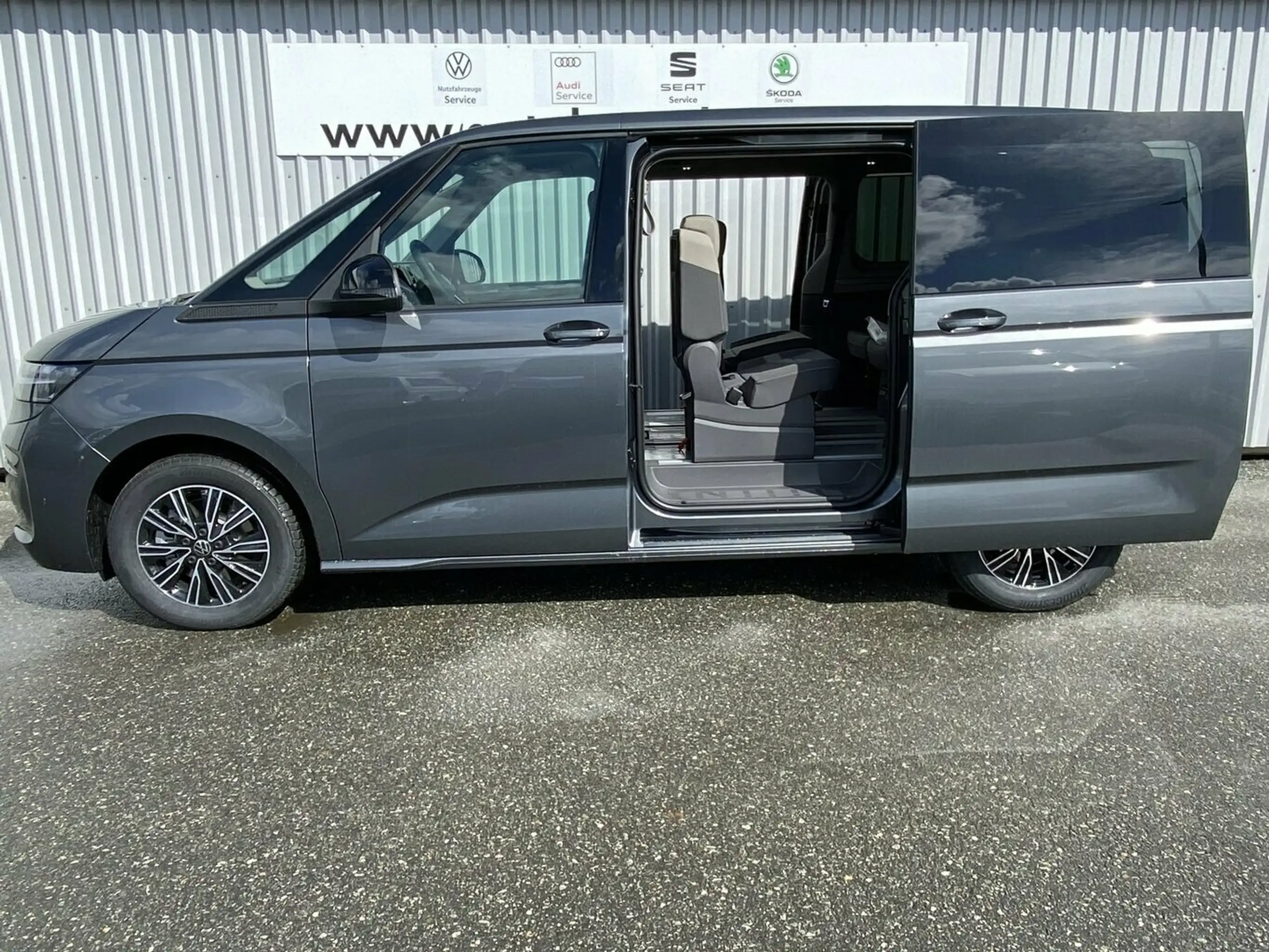 Volkswagen - T7 Multivan