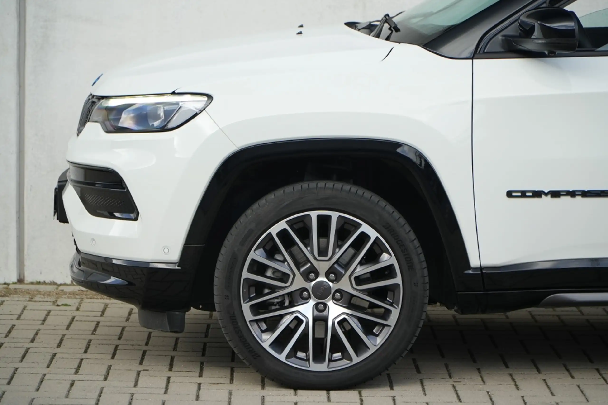 Jeep - Compass