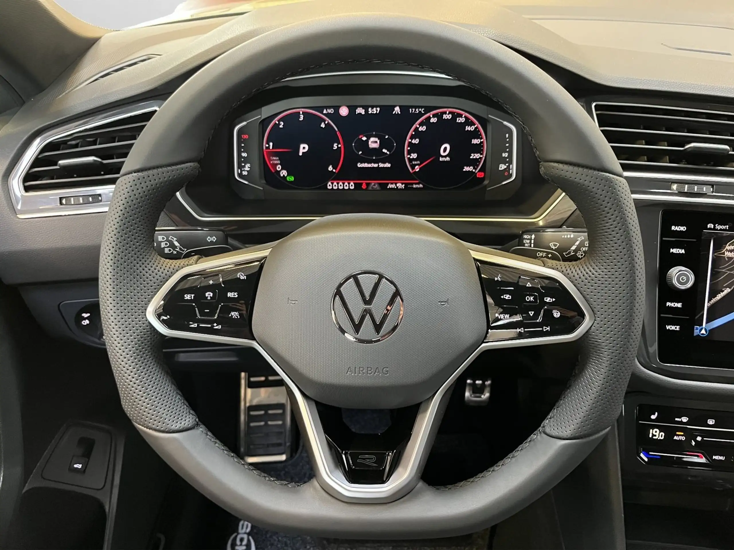 Volkswagen - Tiguan Allspace