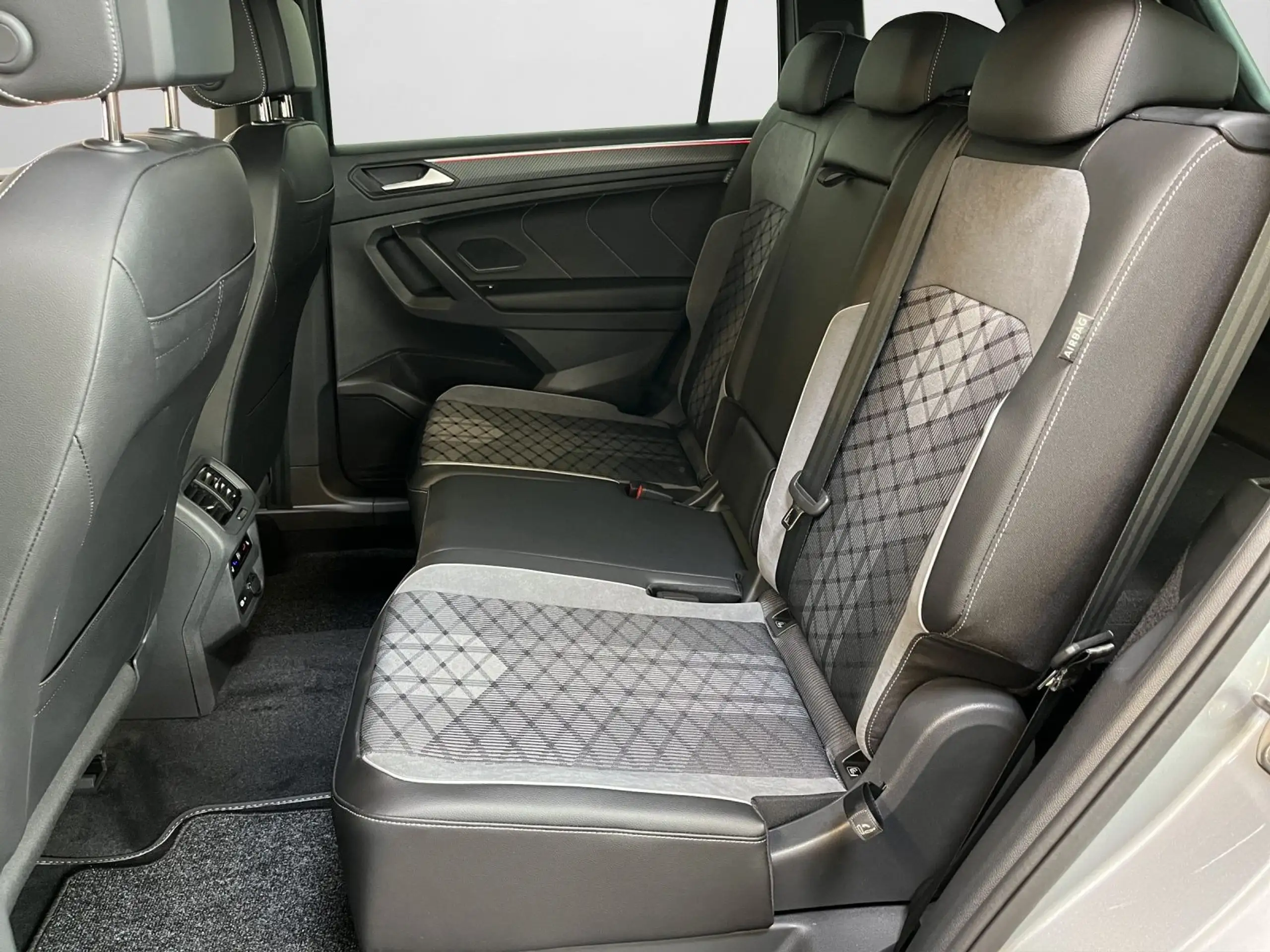 Volkswagen - Tiguan Allspace