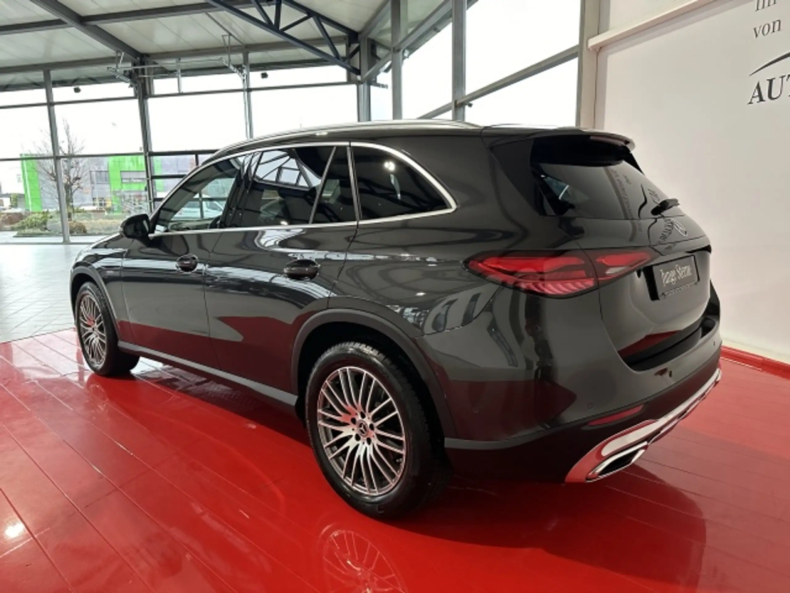 Mercedes-Benz - GLC 220