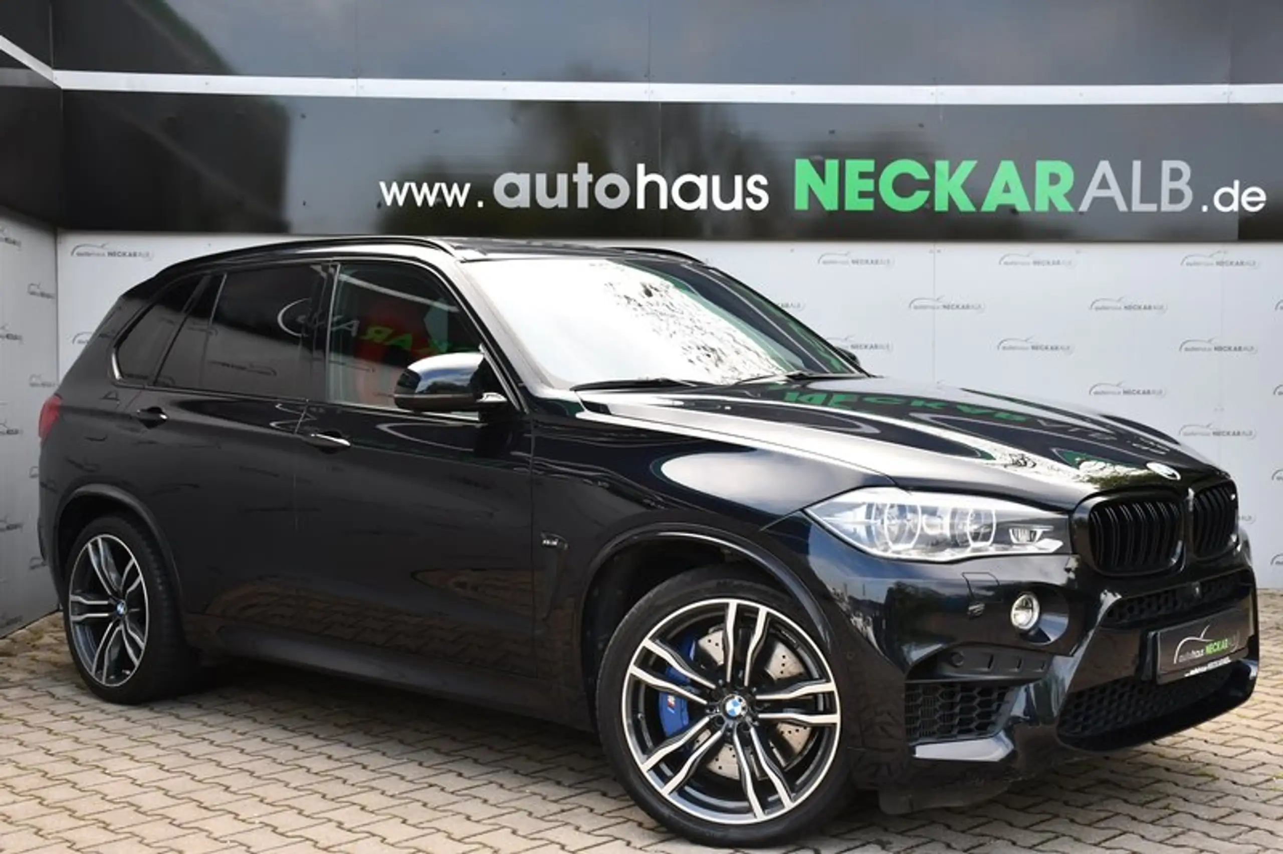 BMW - X5 M