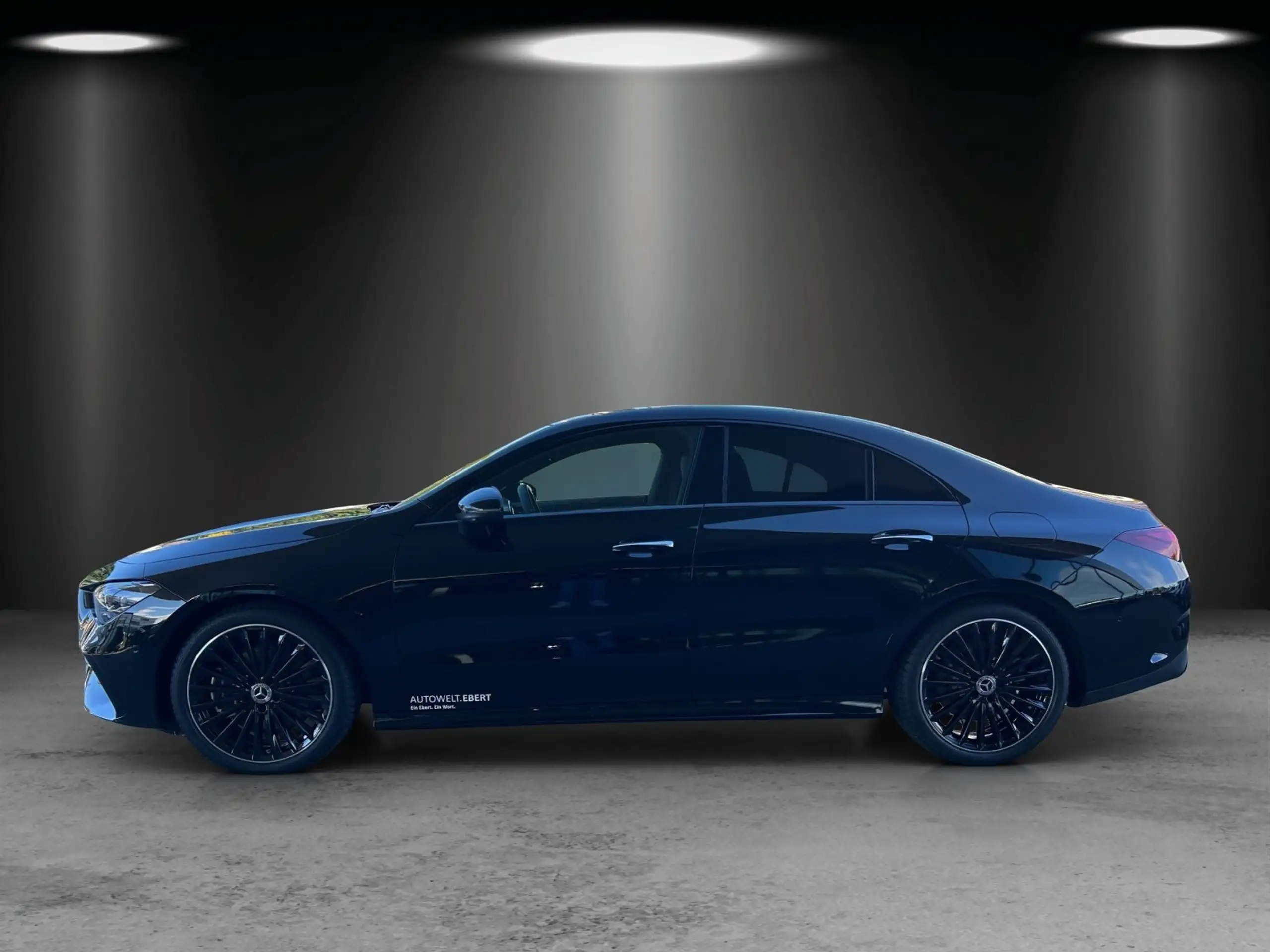 Mercedes-Benz - CLA 220