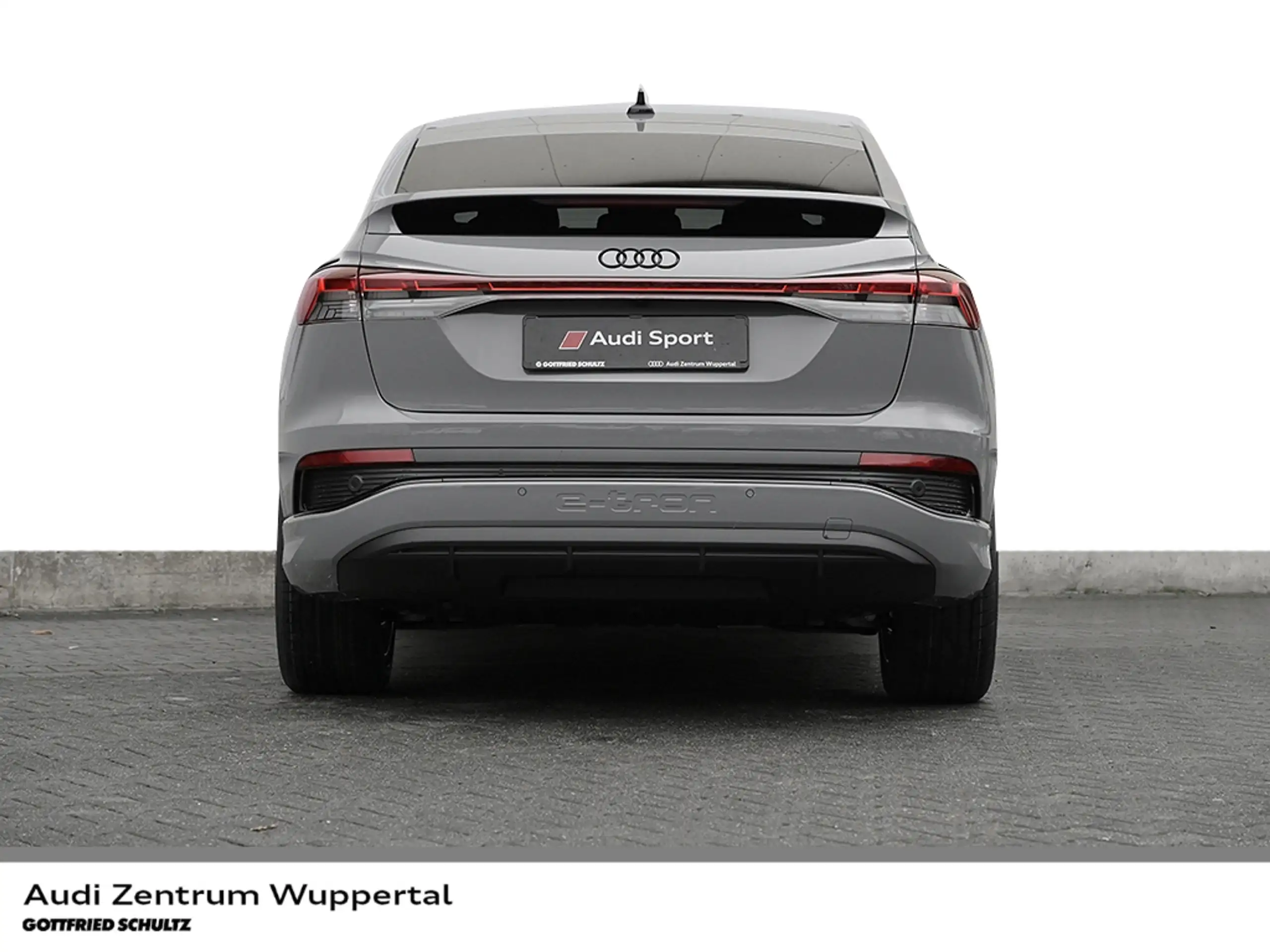 Audi - Q4 e-tron