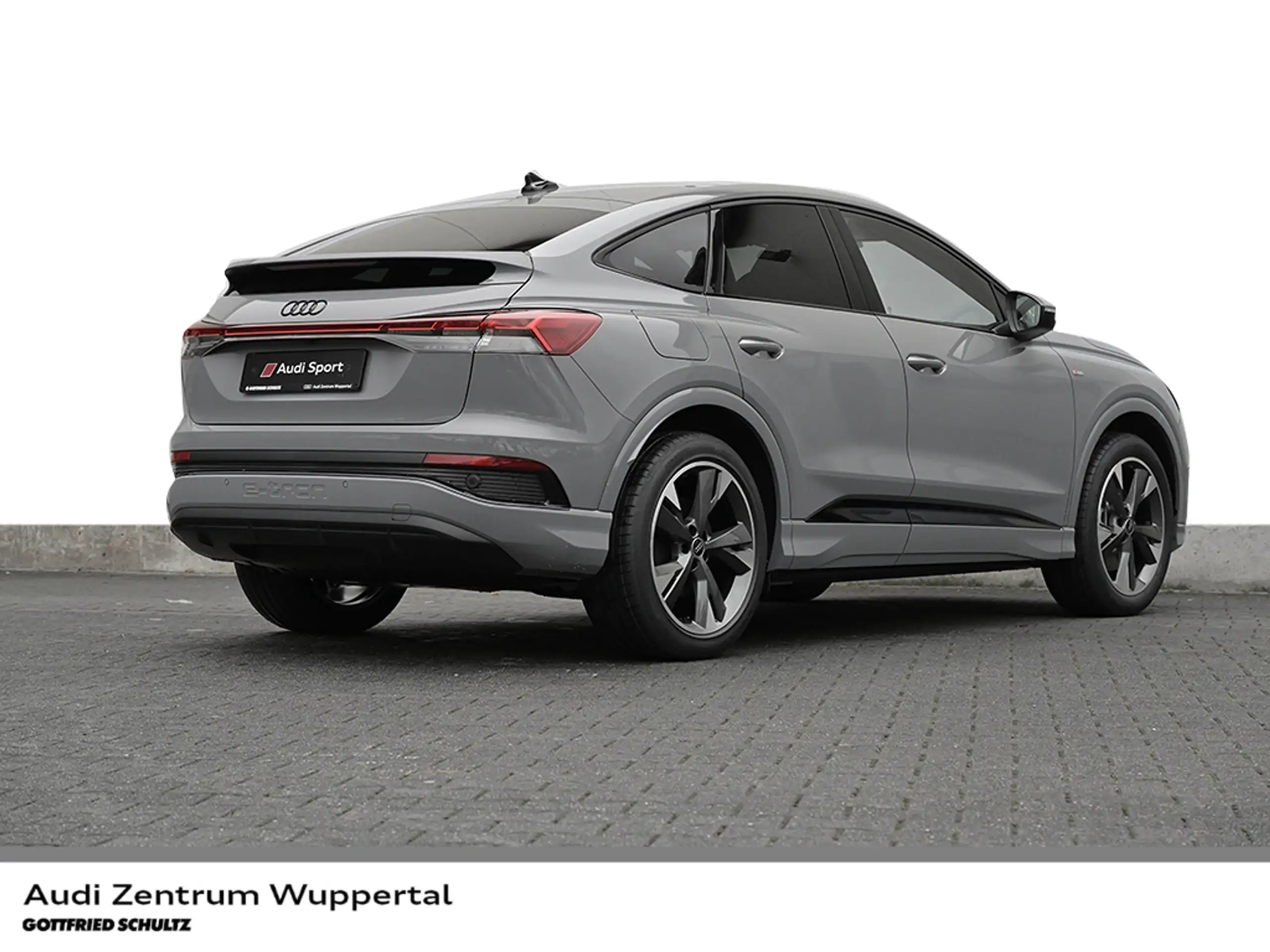 Audi - Q4 e-tron