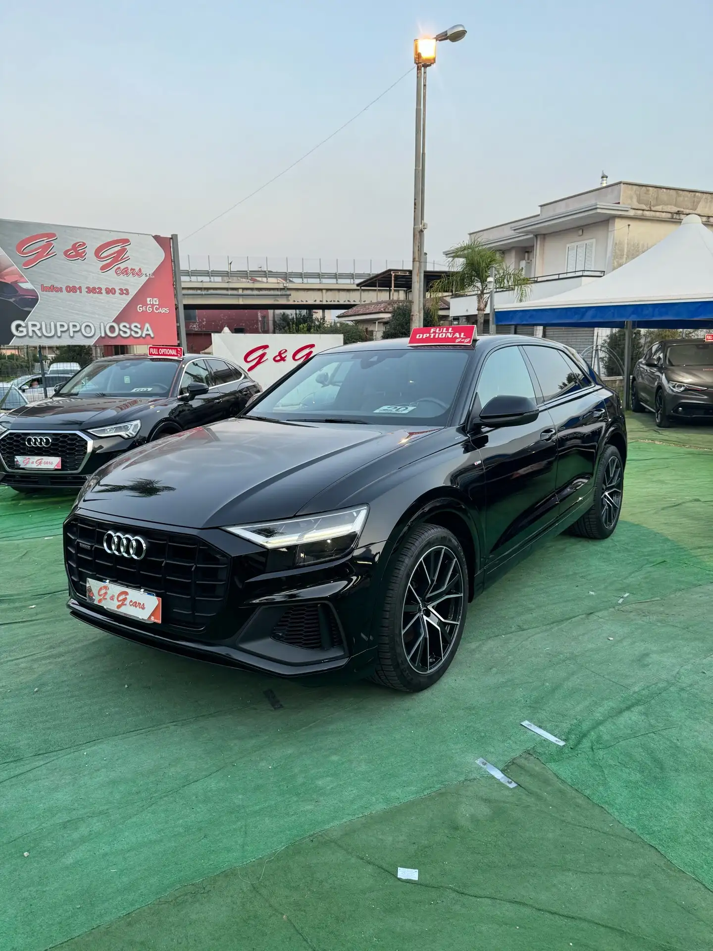 Audi - Q8