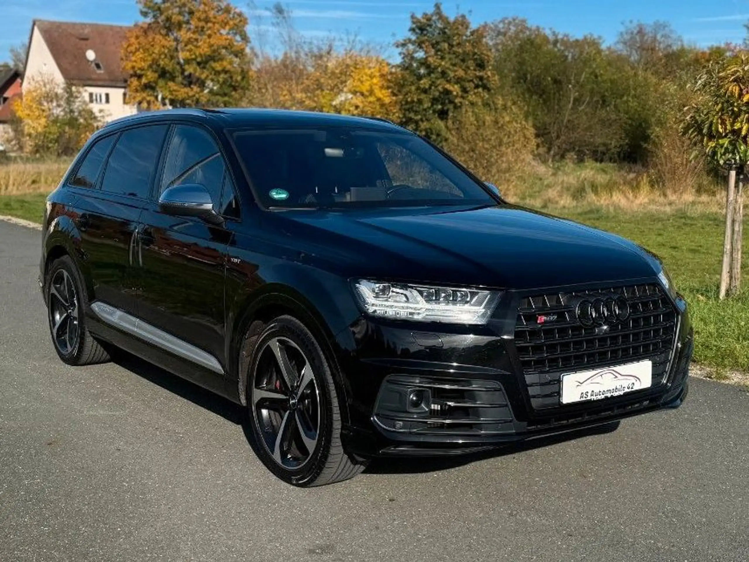 Audi - SQ7