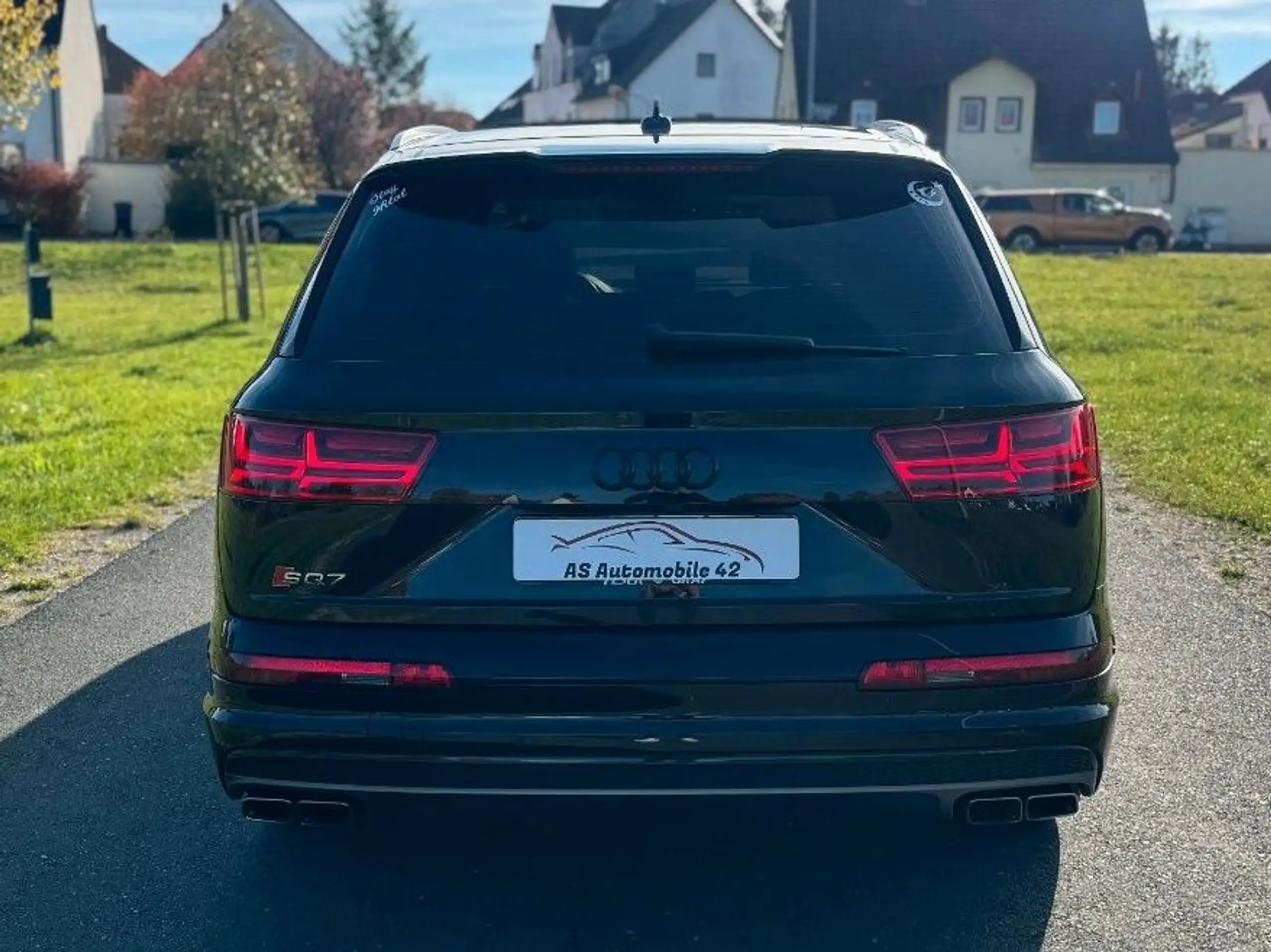 Audi - SQ7