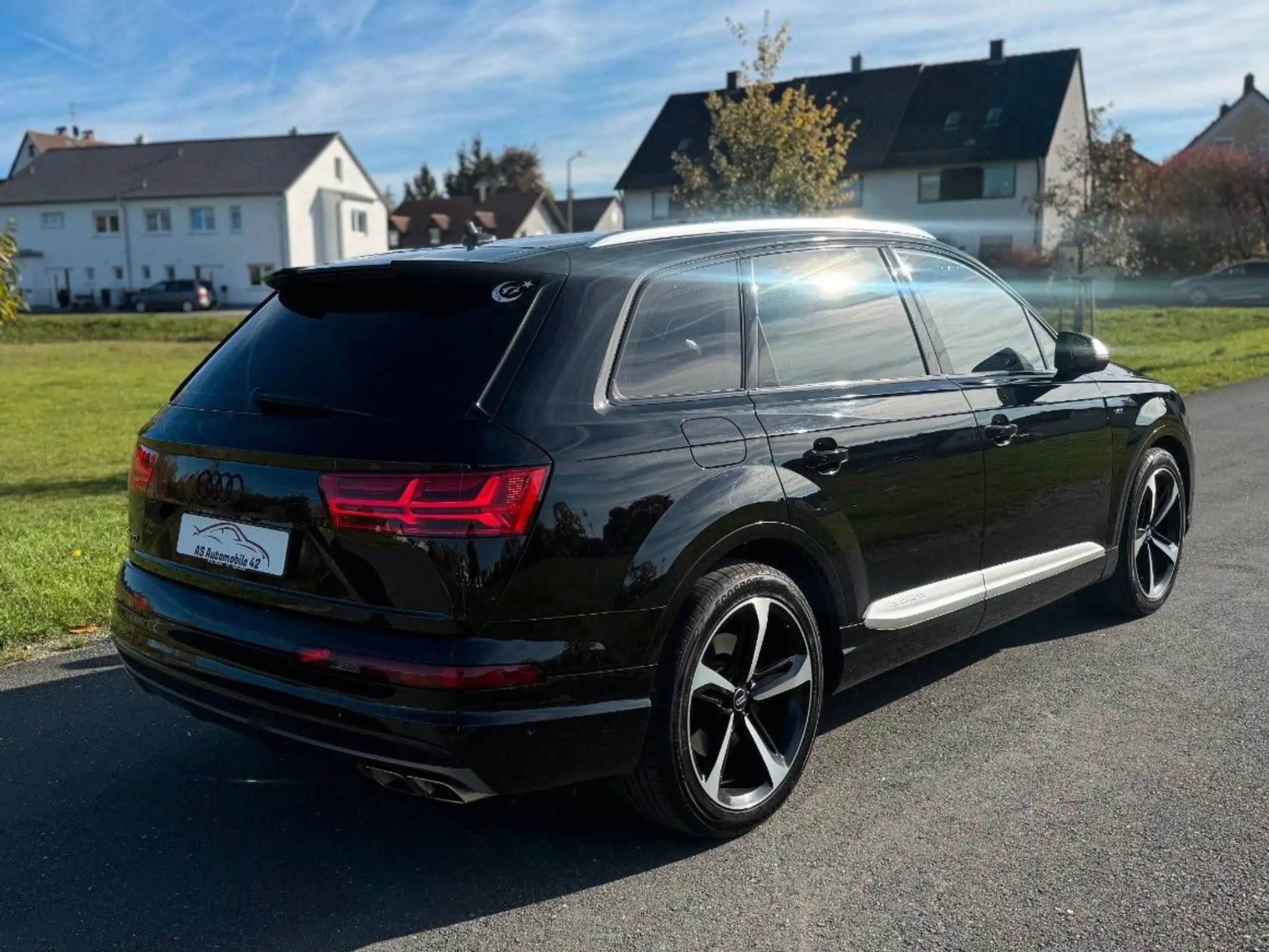 Audi - SQ7