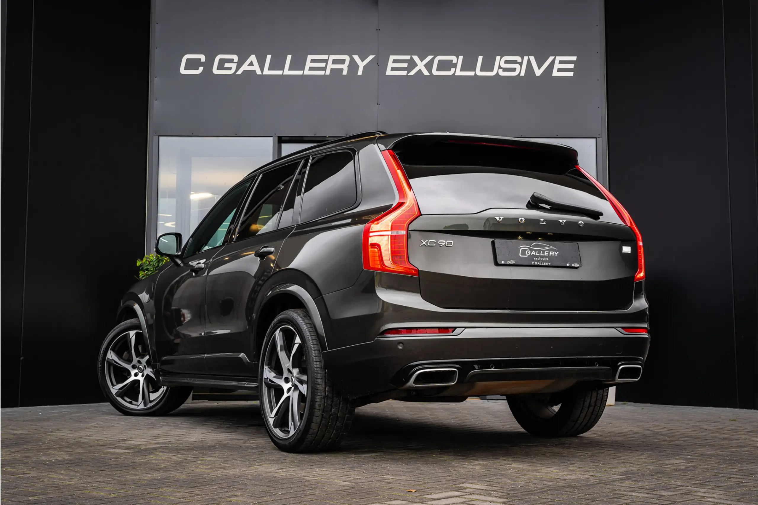 Volvo - XC90