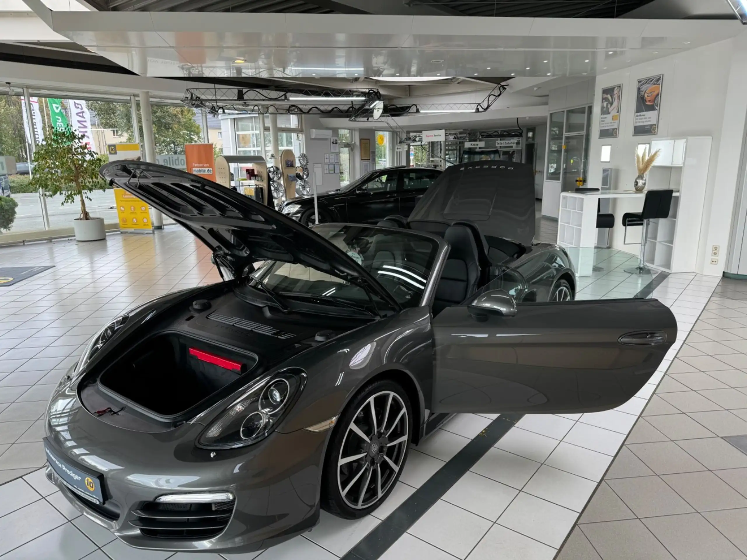 Porsche - Boxster