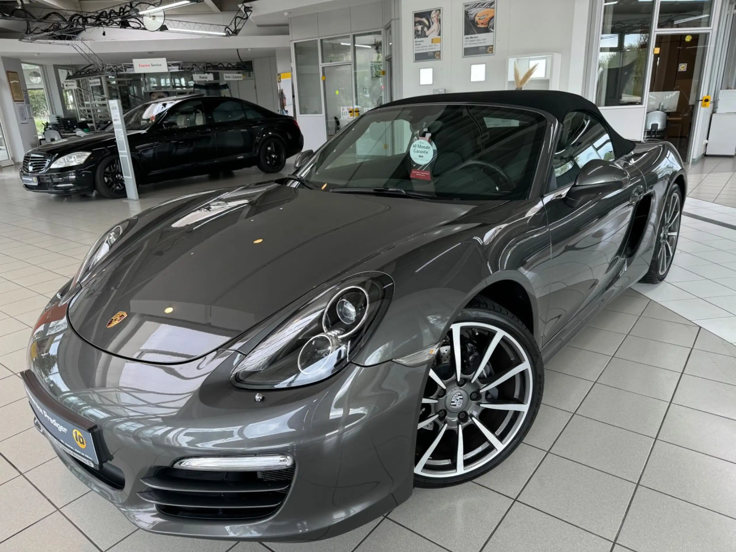 Porsche - Boxster