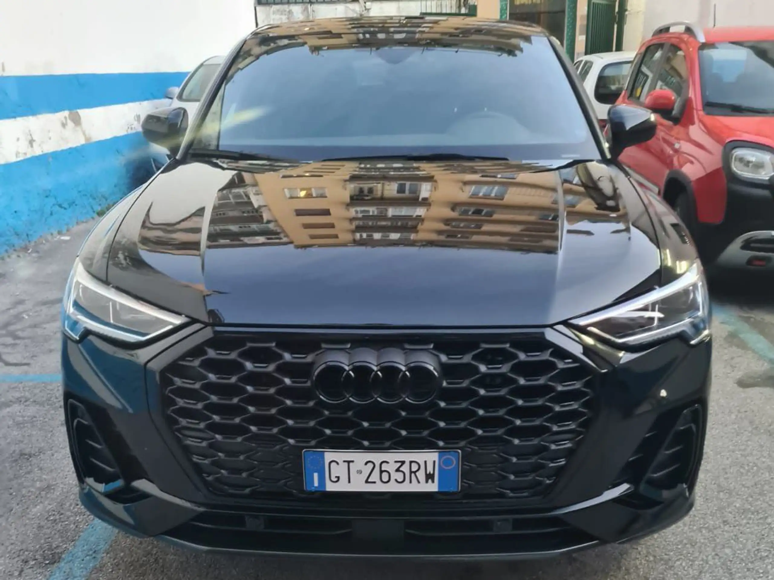 Audi - Q3