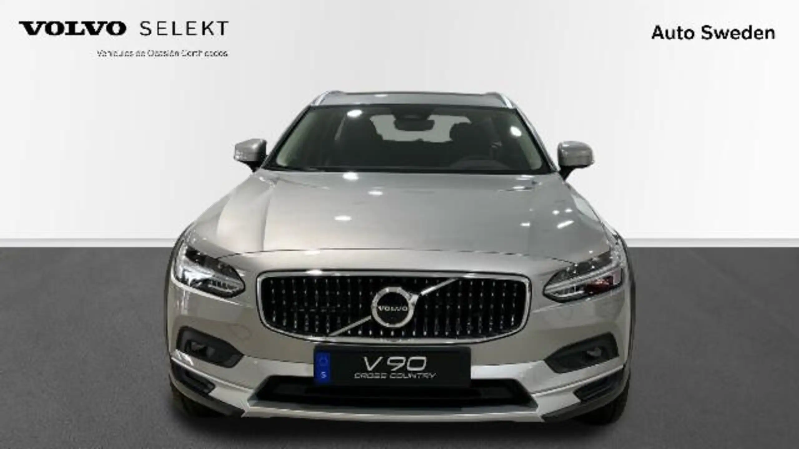 Volvo - V90 Cross Country